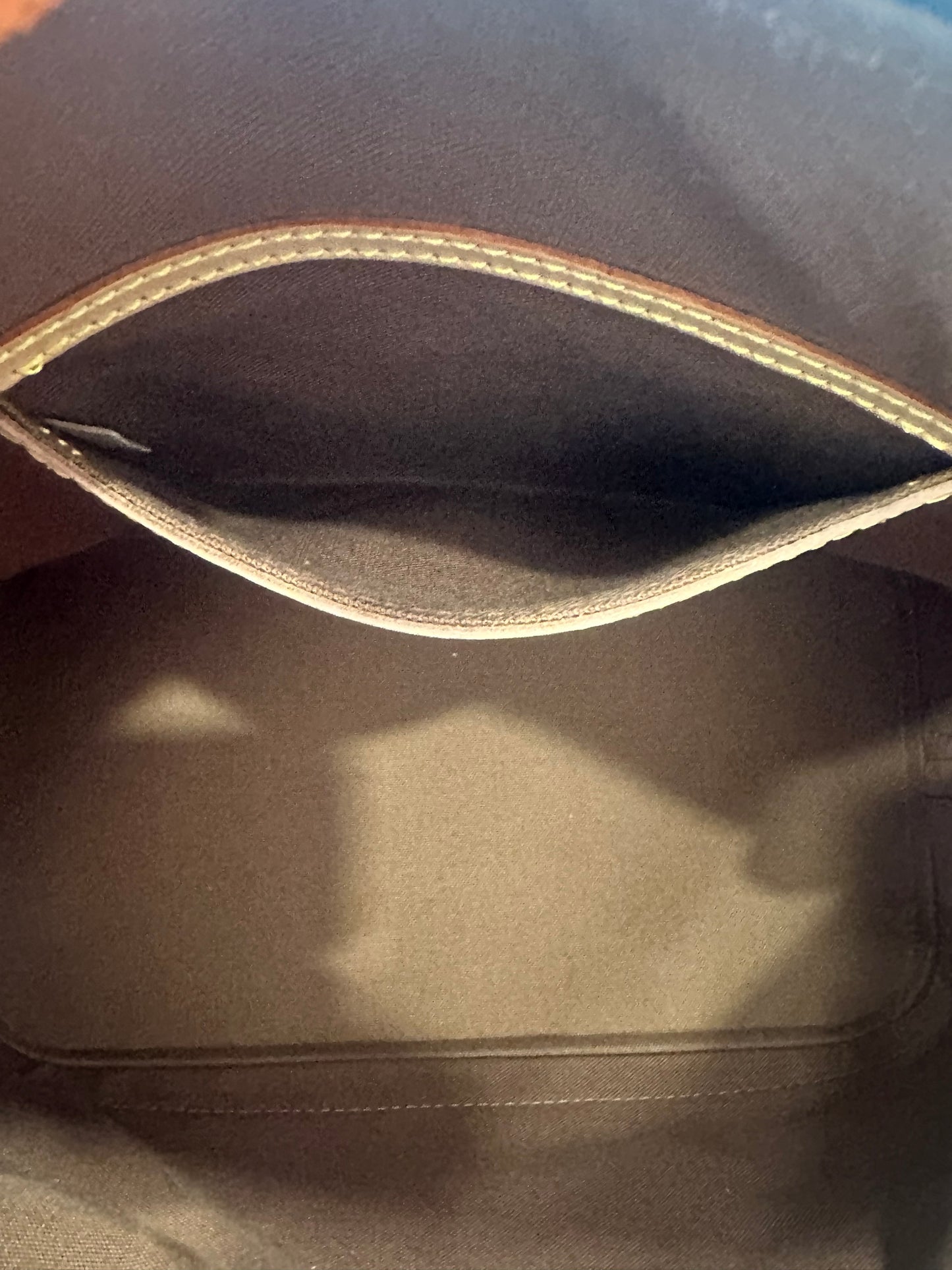 016897 - Louis Vuitton Alma