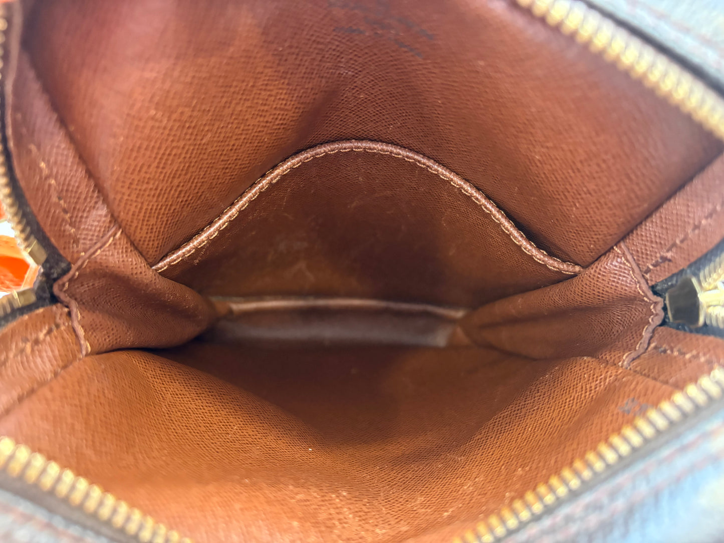 018762 - Louis Vuitton Danube