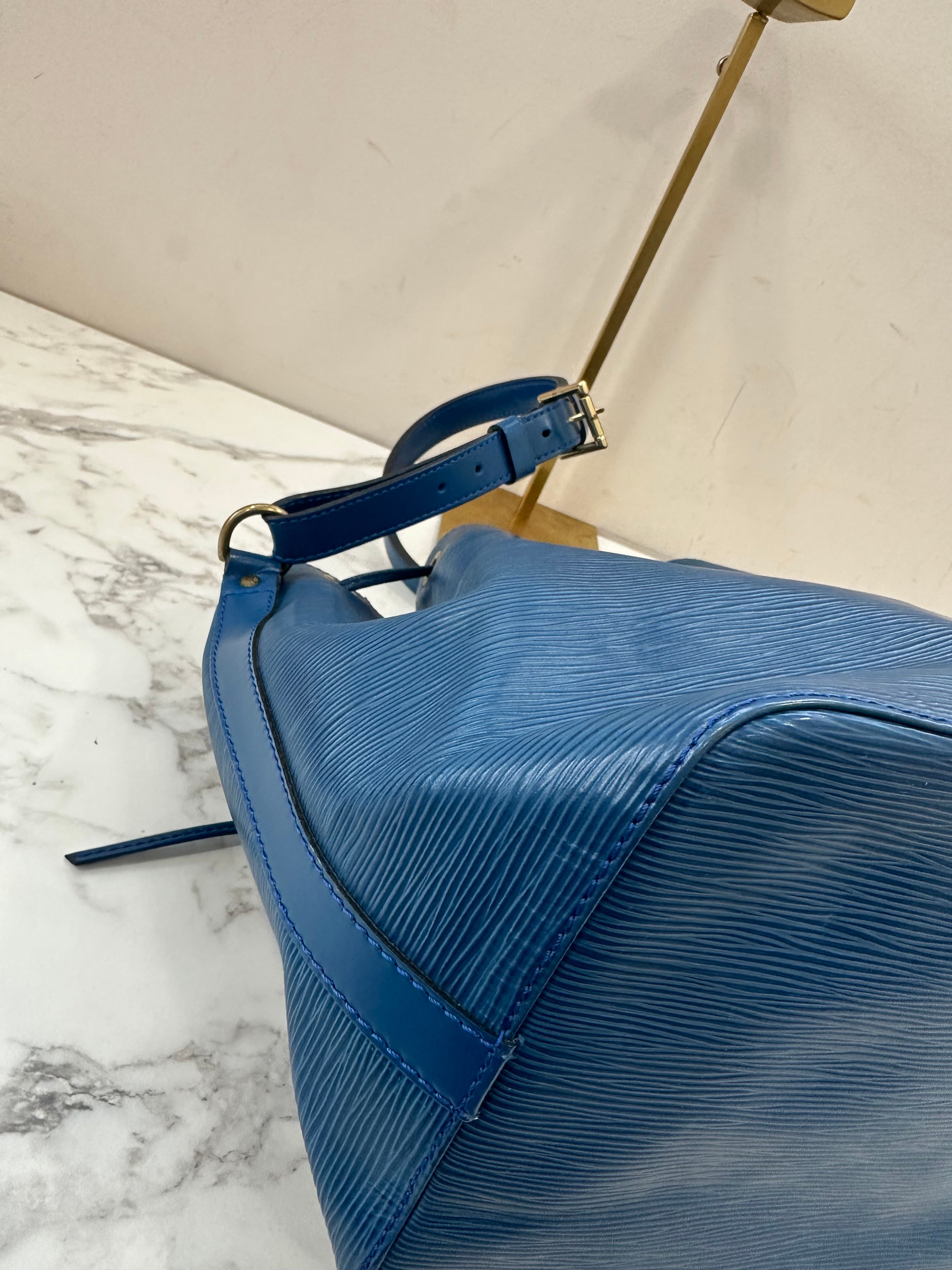 Louis Vuitton Petite Noé  Epi Blue