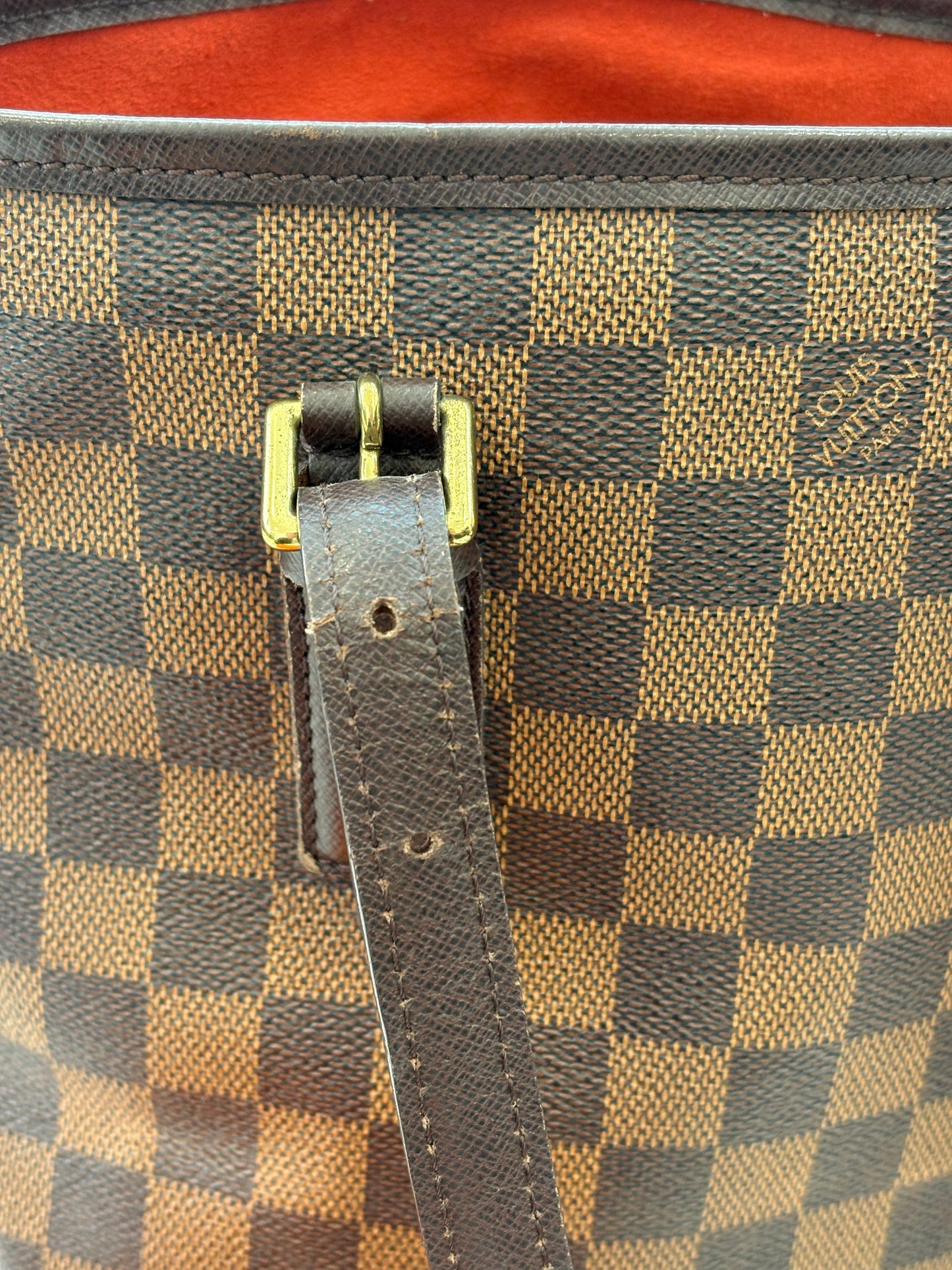 018058 - Louis Vuitton Marais