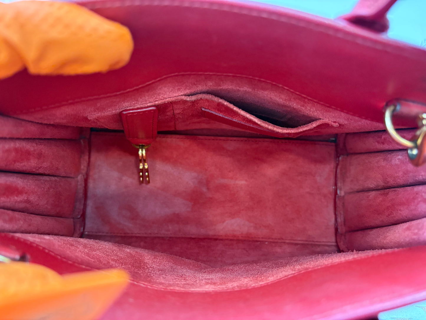 018999 - Saint Laurent Red Sac De Jour