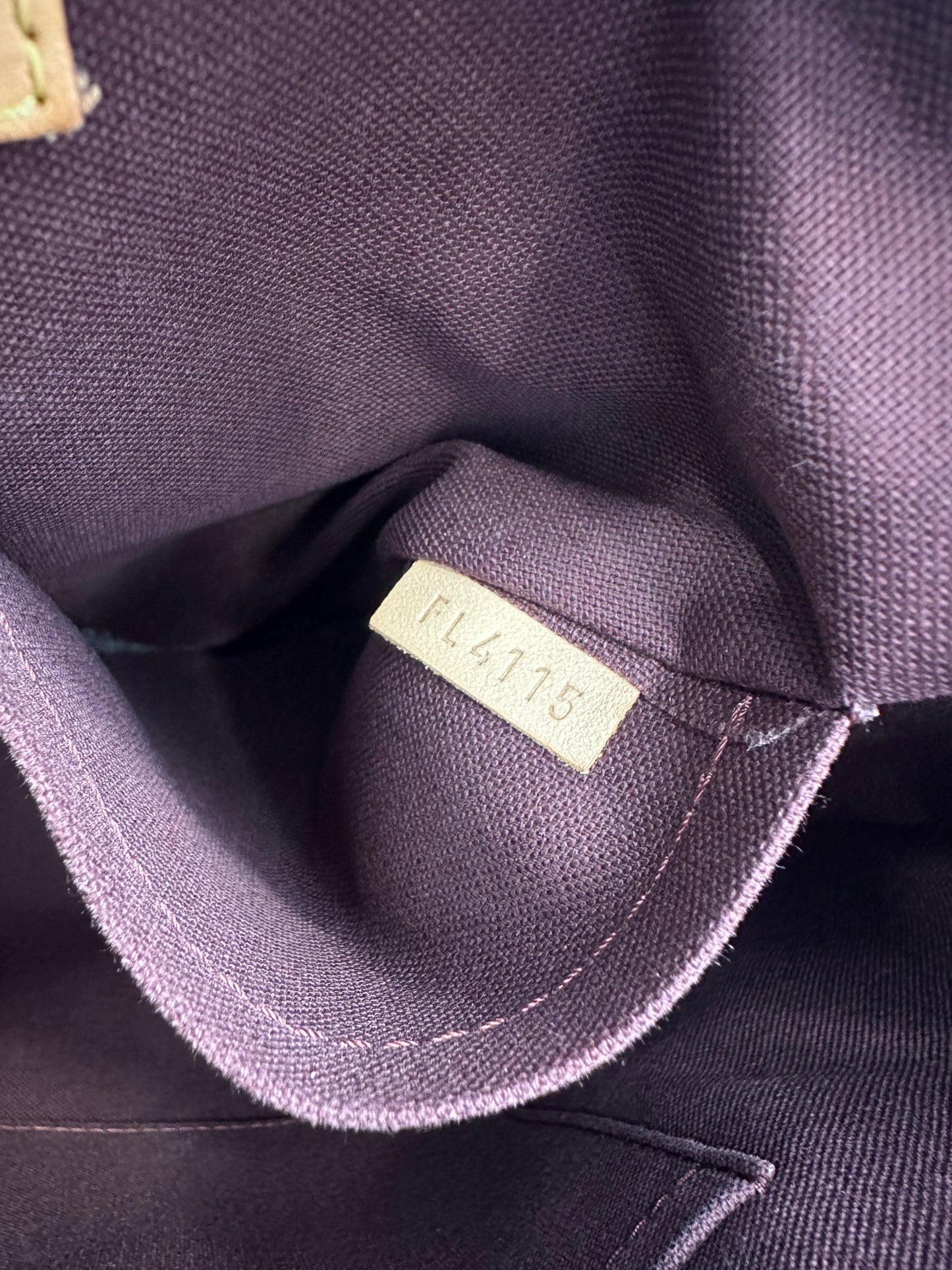 017859 - Louis Vuitton Turenne MM
