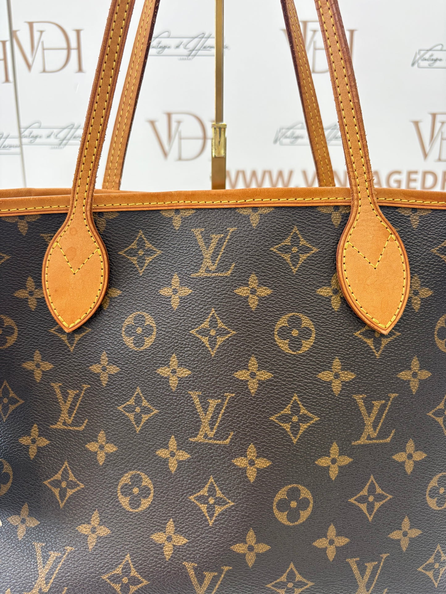 018792 - Louis Vuitton Neverfull PM