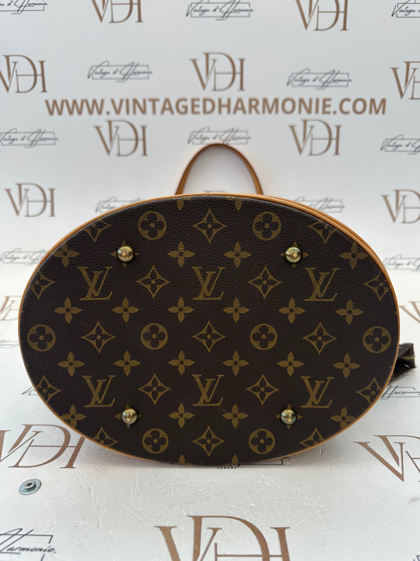 017785 - Louis Vuitton Bucket GM