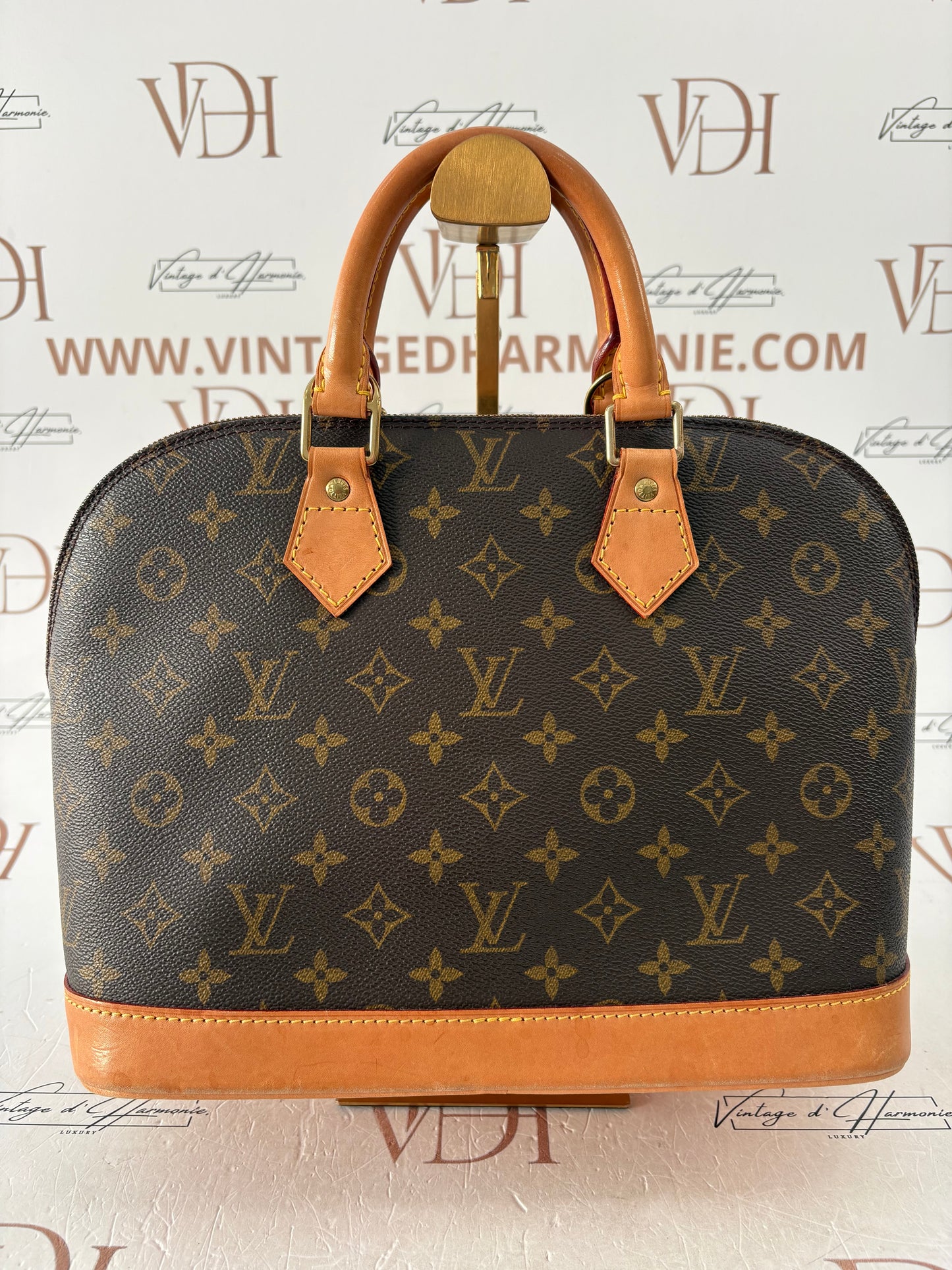 018841 - Louis Vuitton Alma