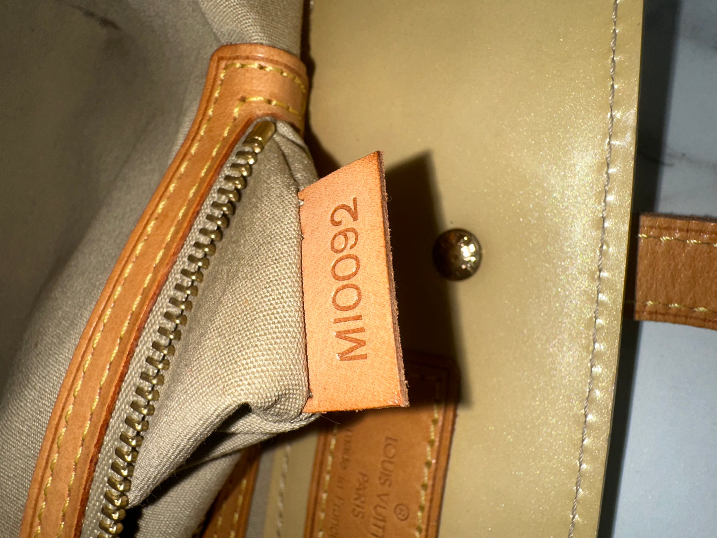 Louis Vuitton Reade PM Vernis Yellow
