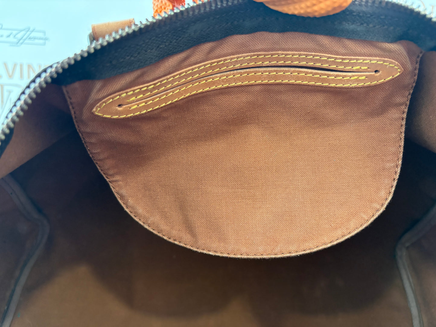 018773 - Louis Vuitton Speedy 40