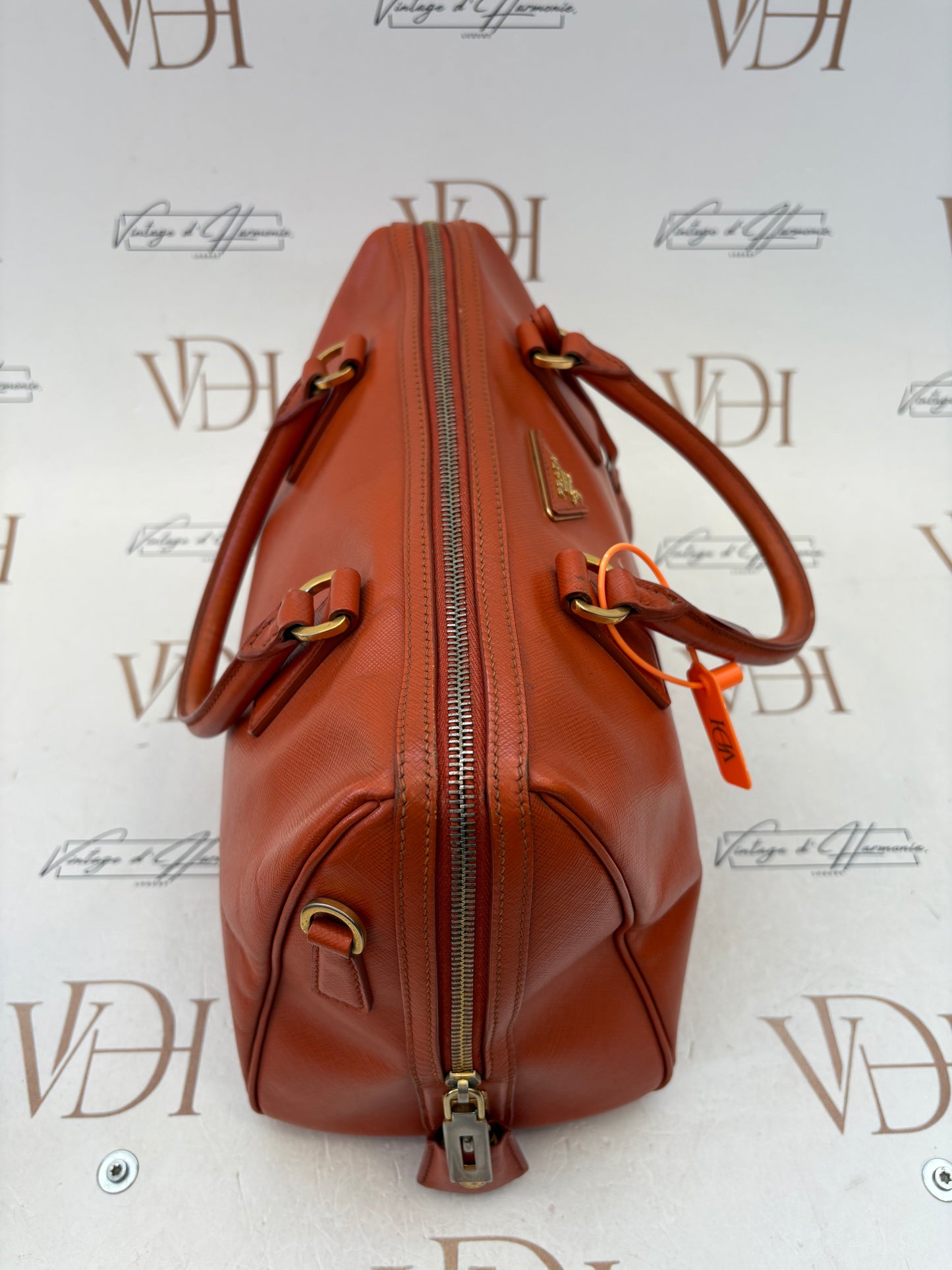 383520 - Prada Orange