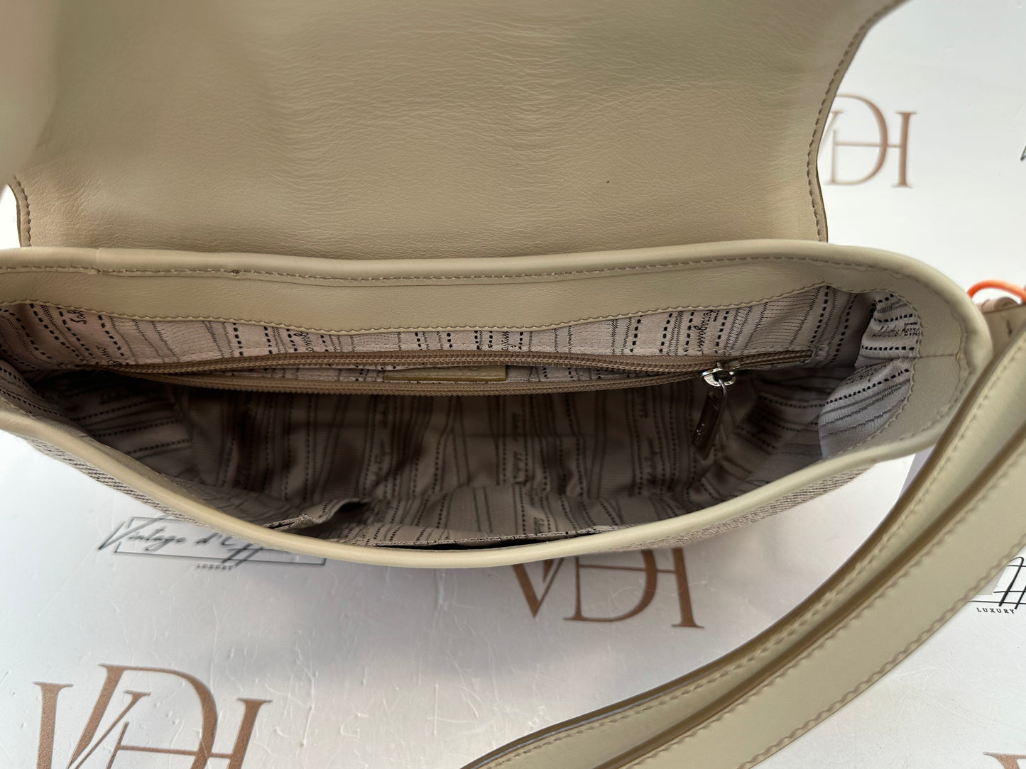 382340 - Salvatore Ferragamo