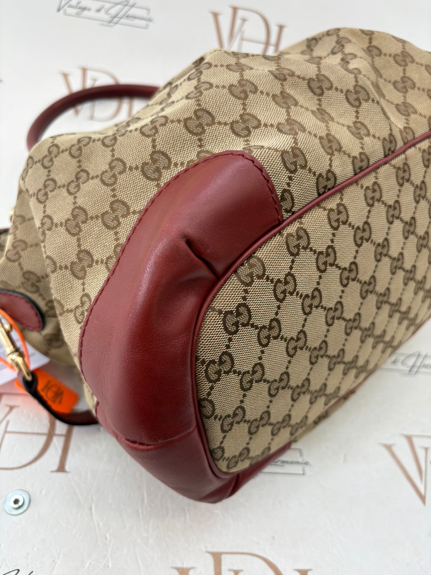 383175 - Gucci Sukey