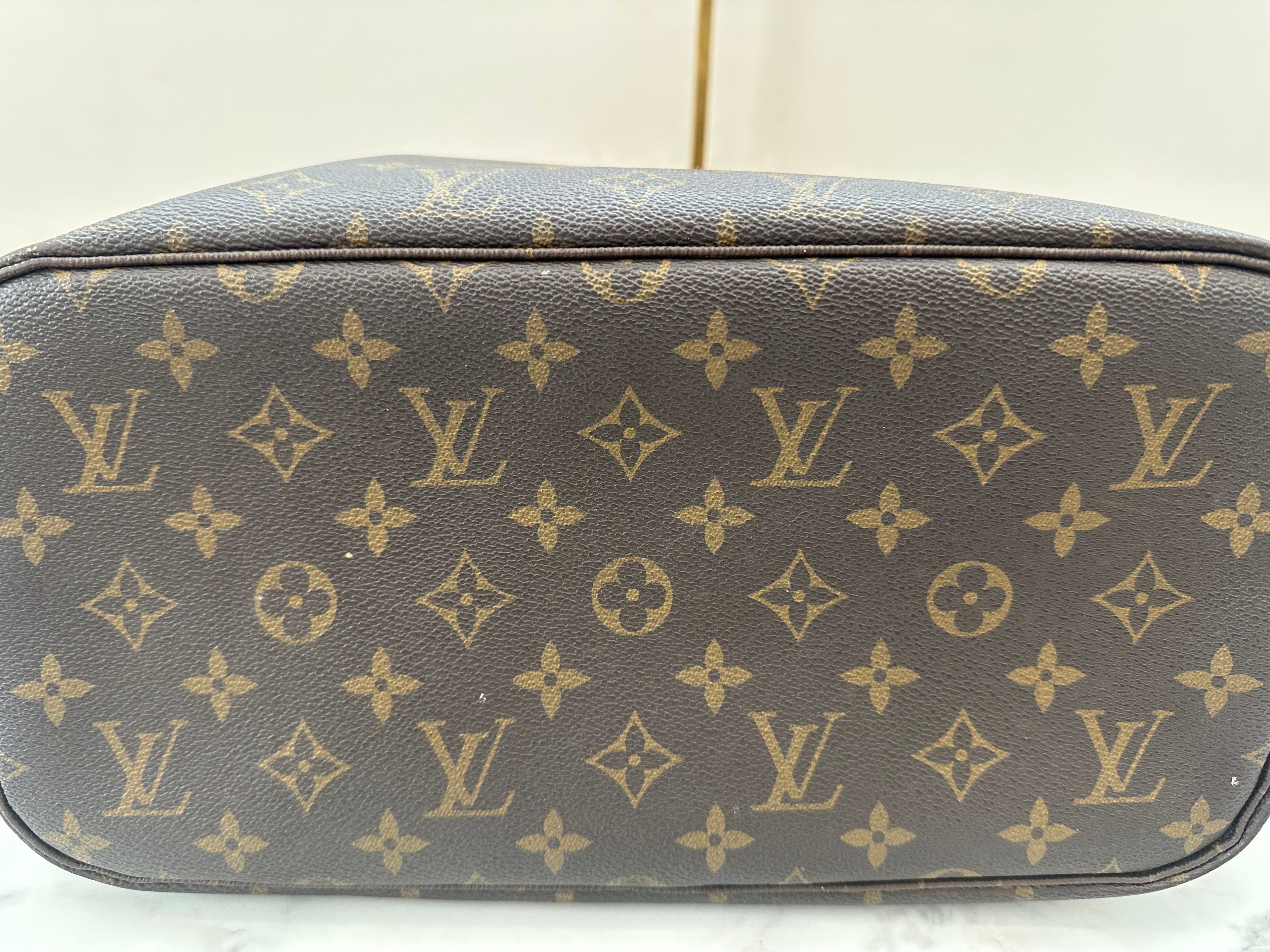 Louis Vuitton Neverfull MM