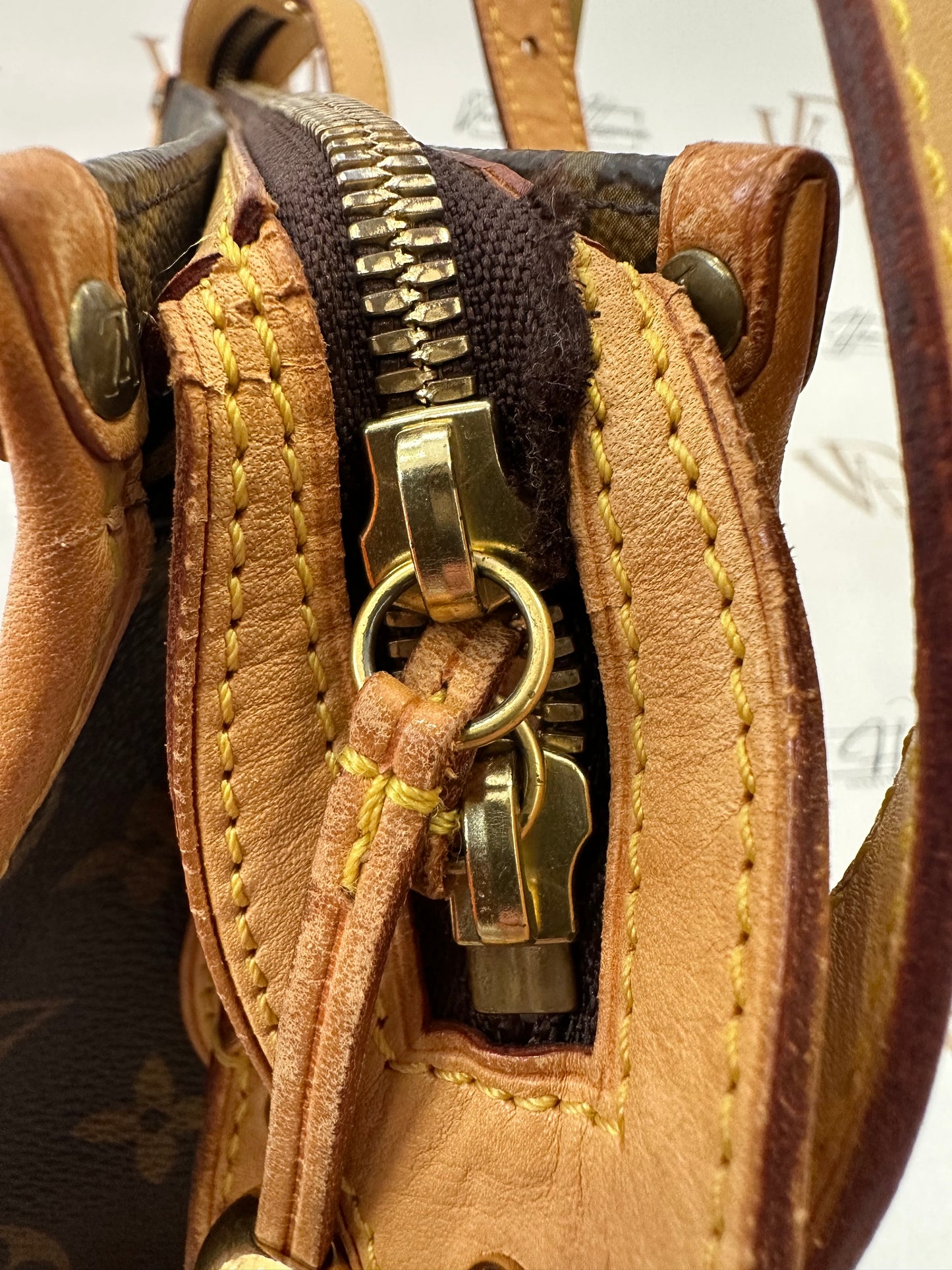 017781 - Louis Vuitton Popincourt