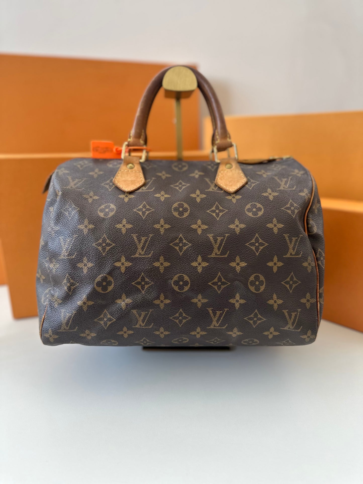 Louis Vuitton Speedy 30