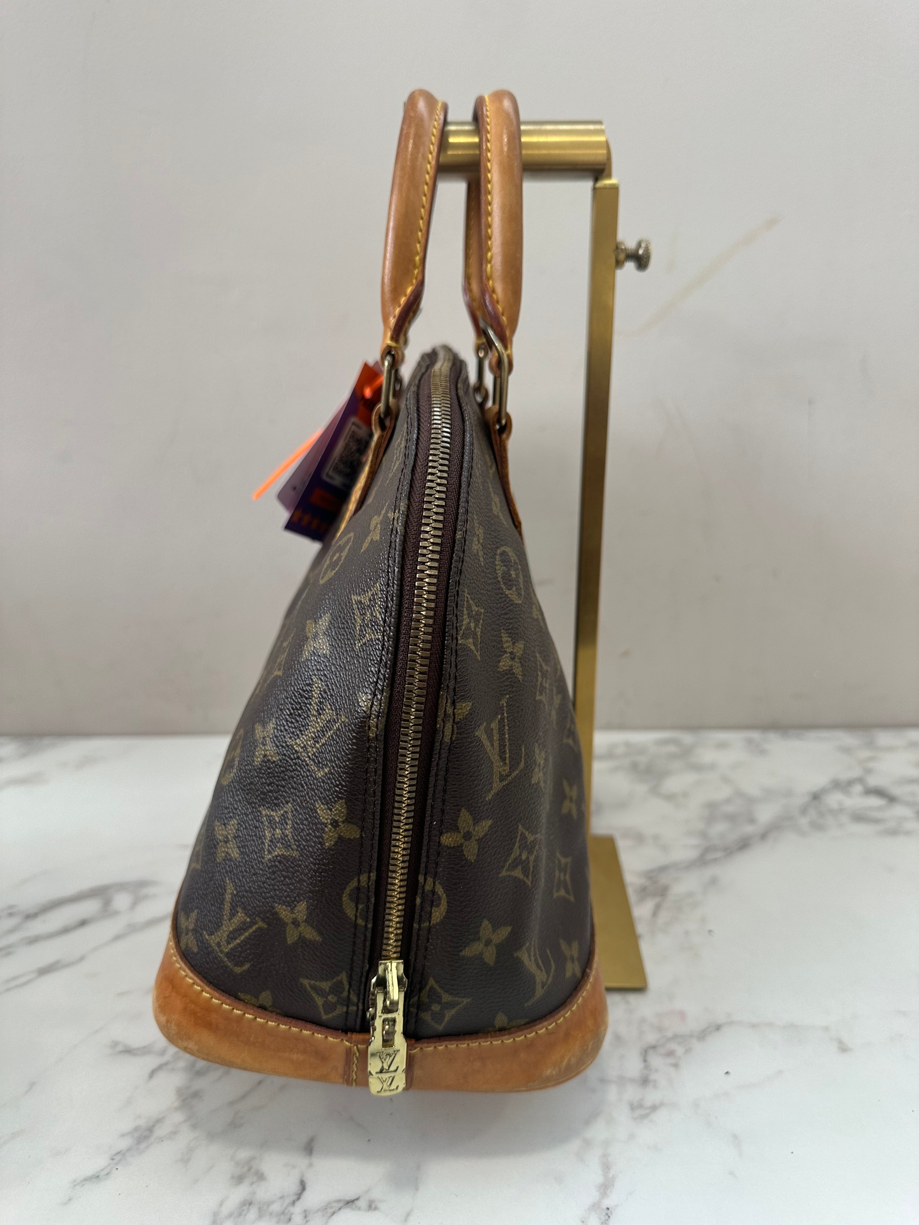 Louis Vuitton Alma