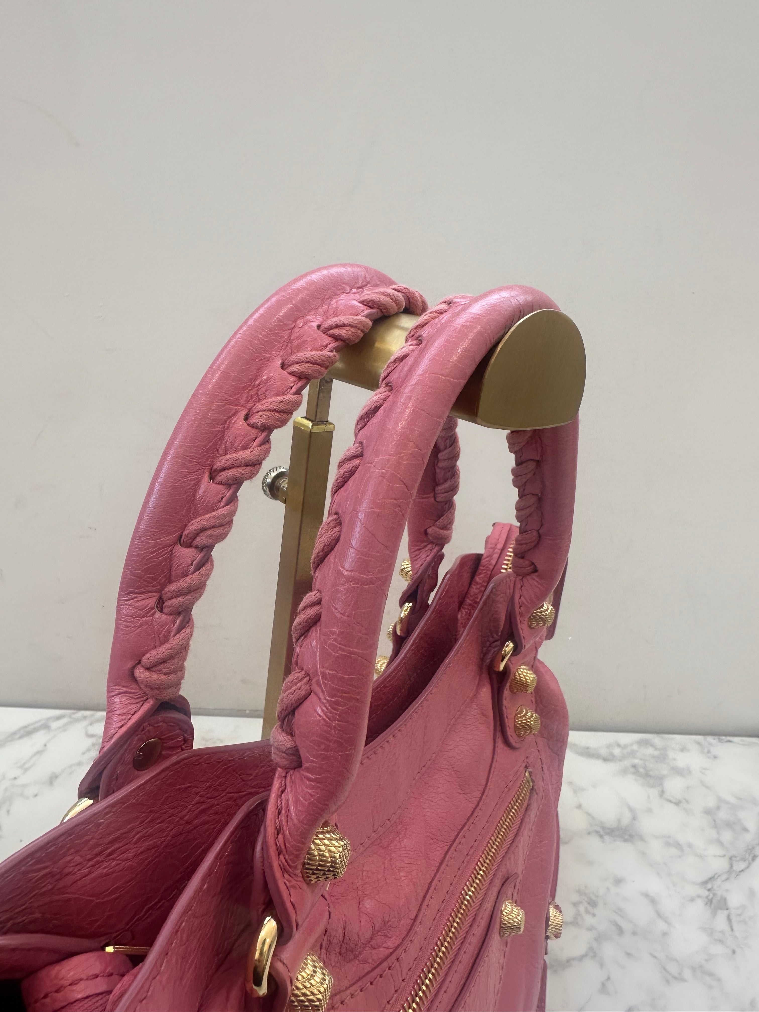 Balenciaga Giant City