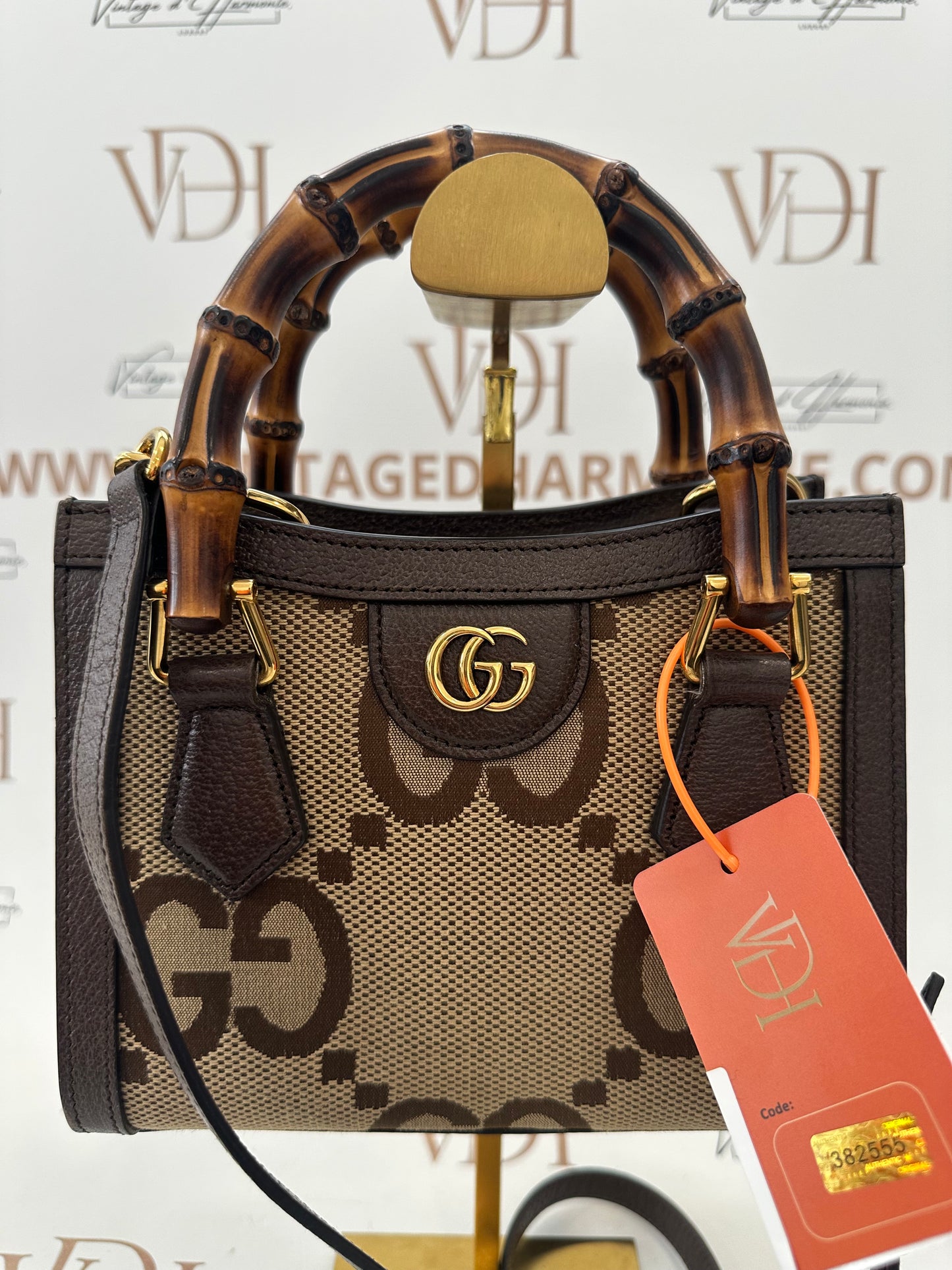 382555 - Gucci Diana