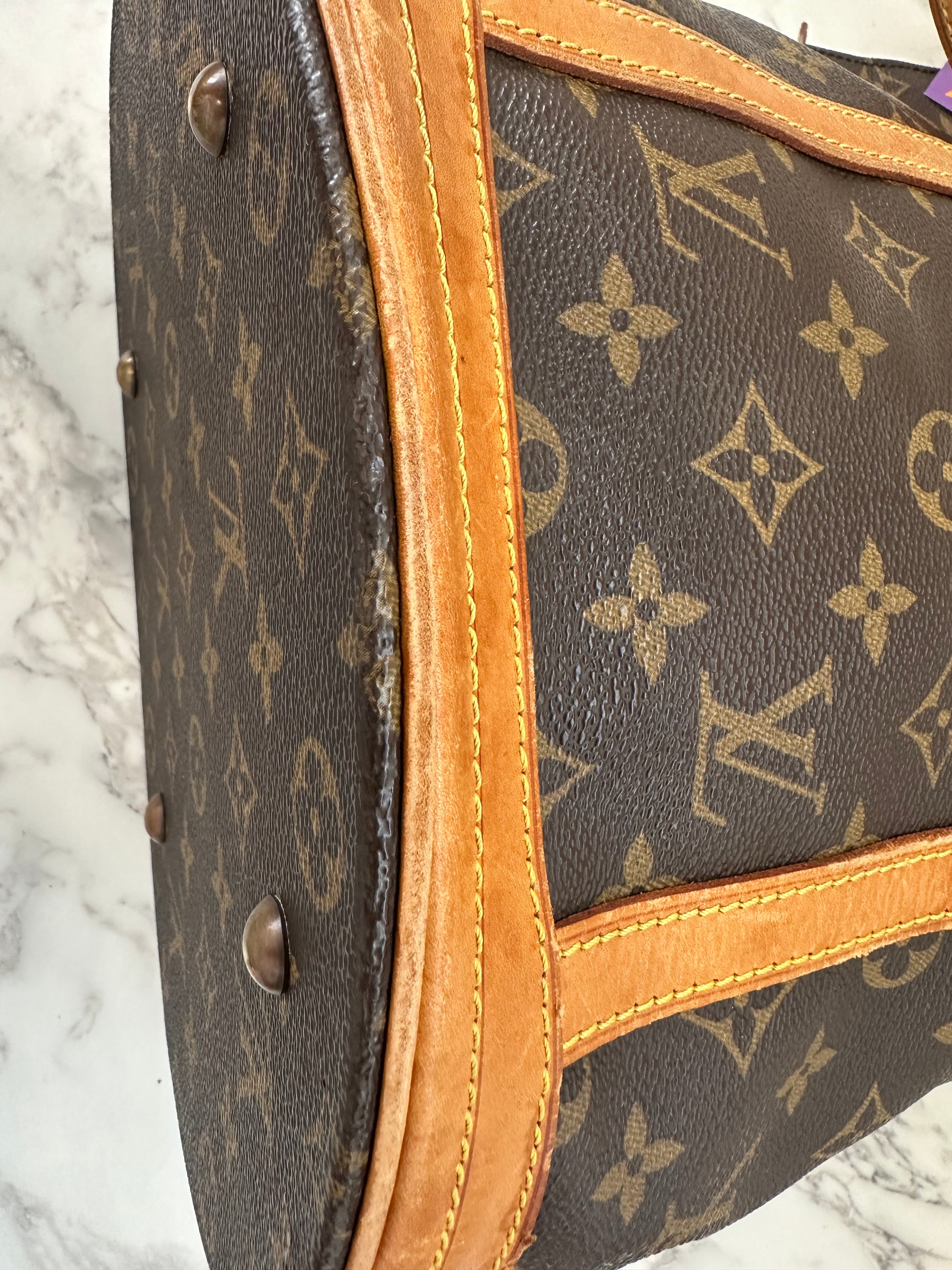 Louis Vuitton Bucket GM