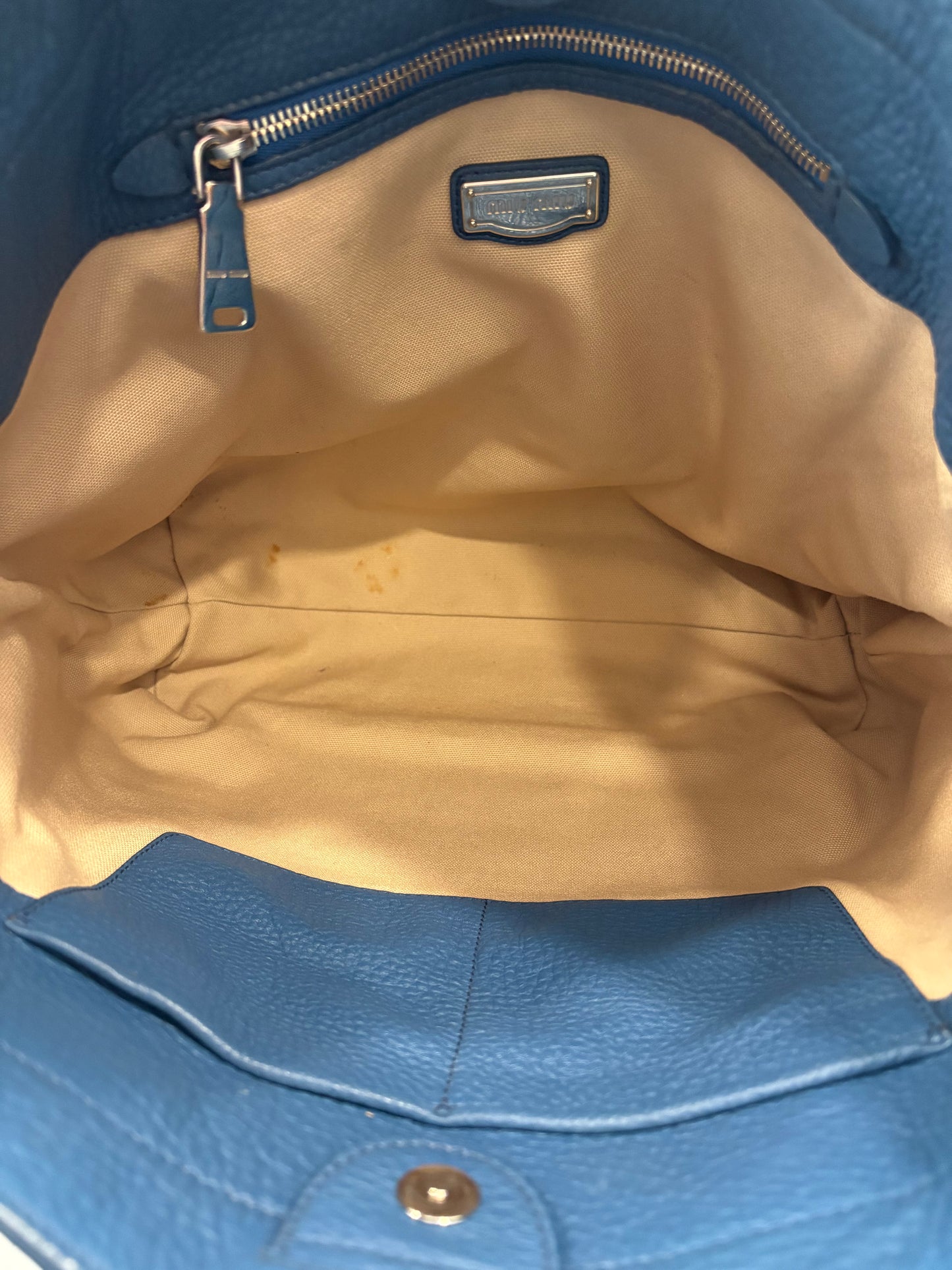 201038 - Miu Miu Blue