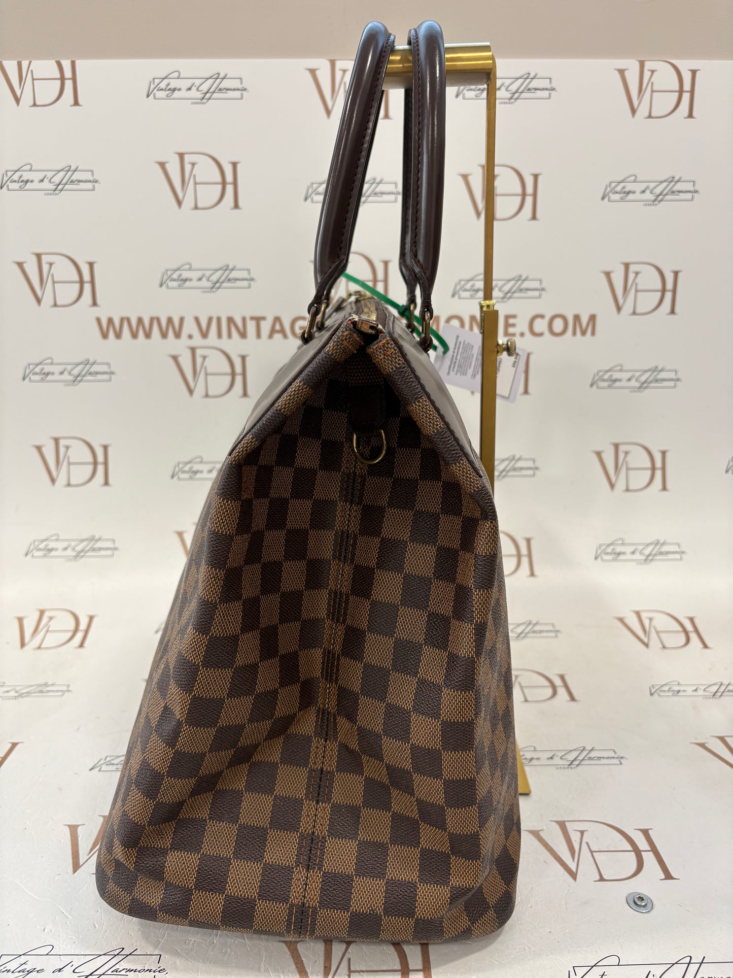 017157 - Louis Vuitton Greenwich PM