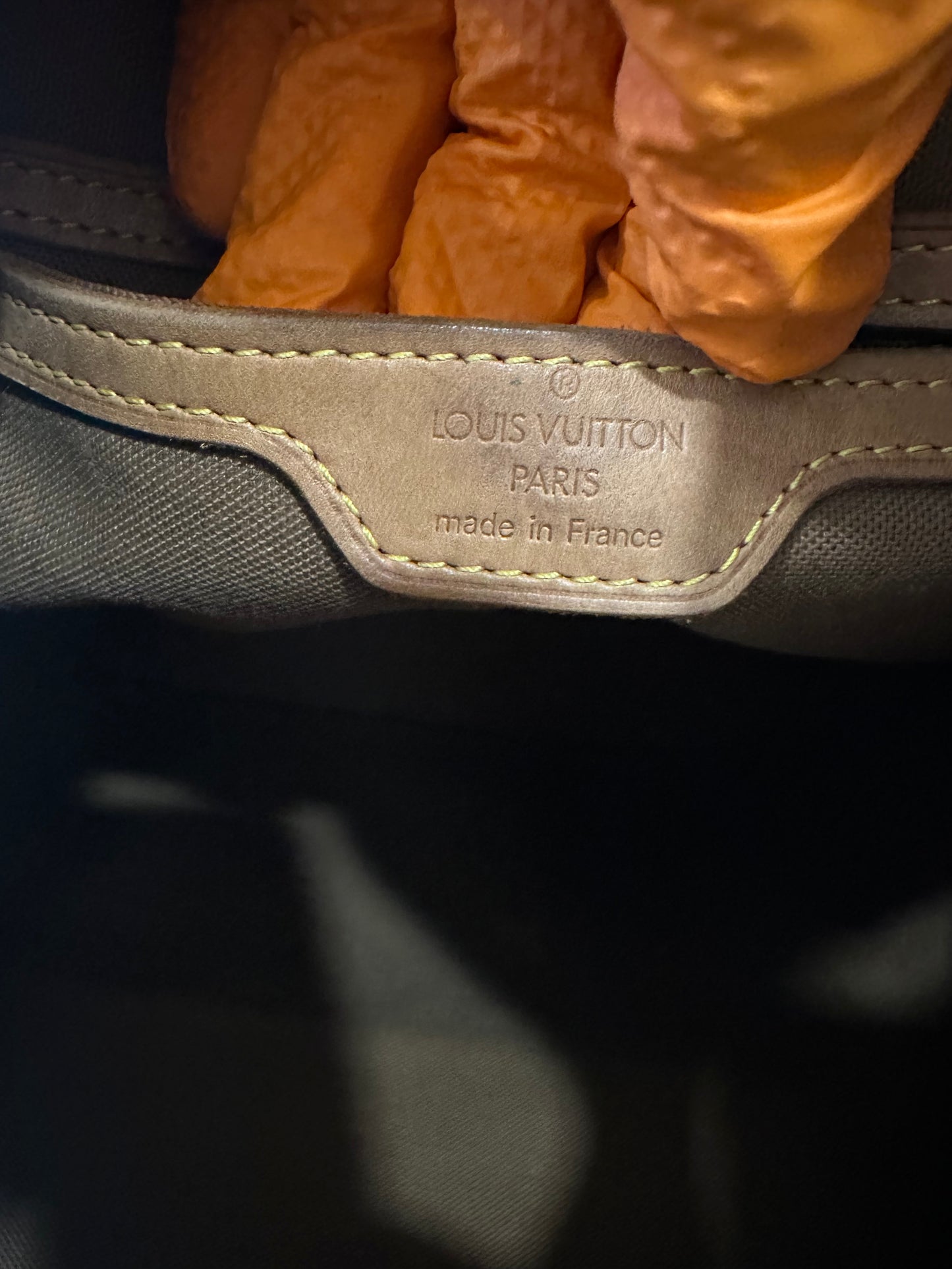 017793 - Louis Vuitton Montsouris GM
