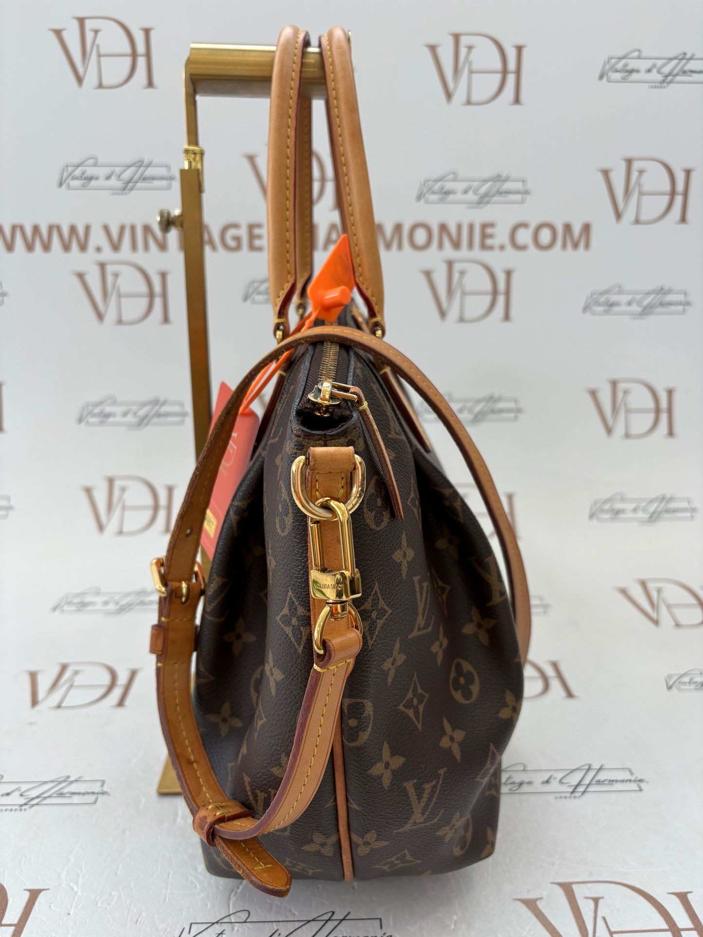383263 - Louis Vuitton Turenne