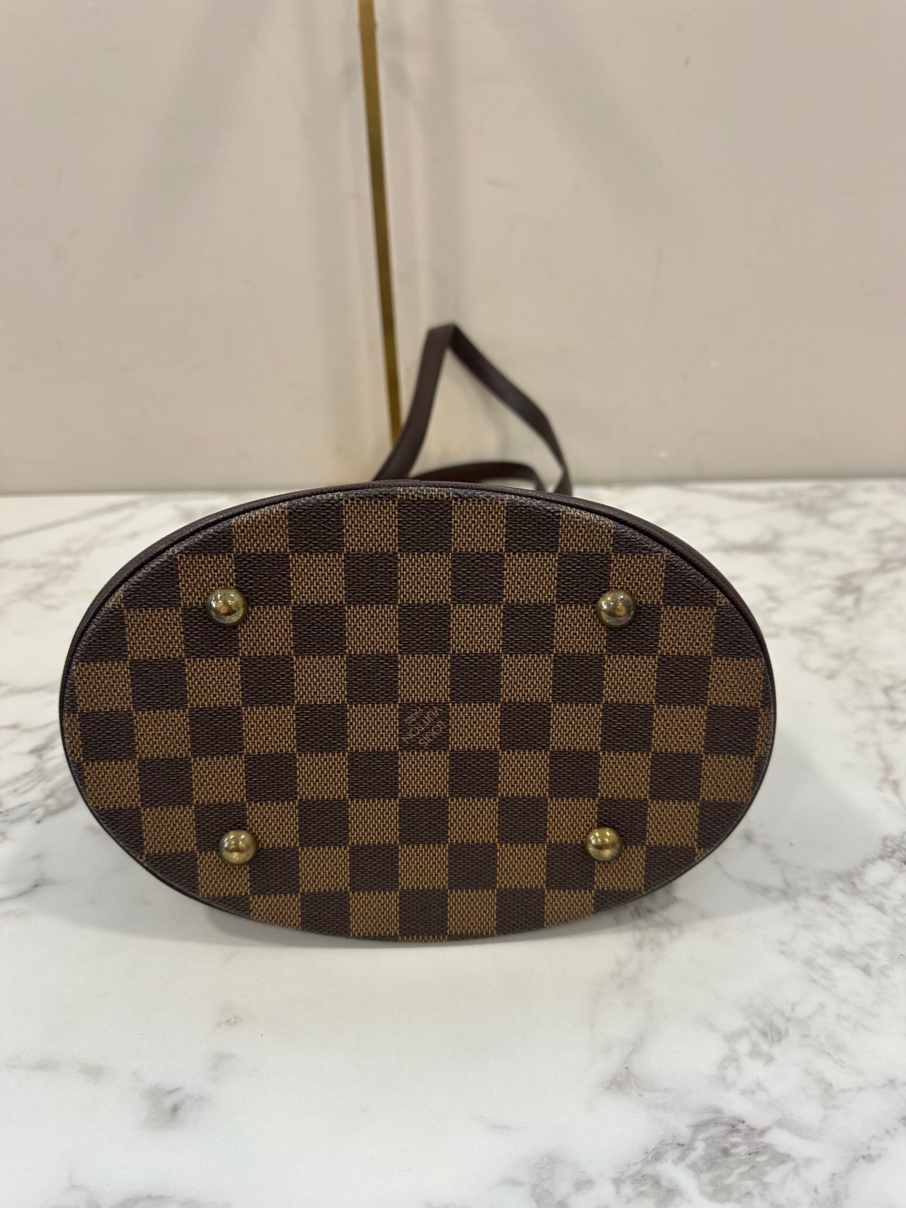 Louis Vuitton Damier Marais