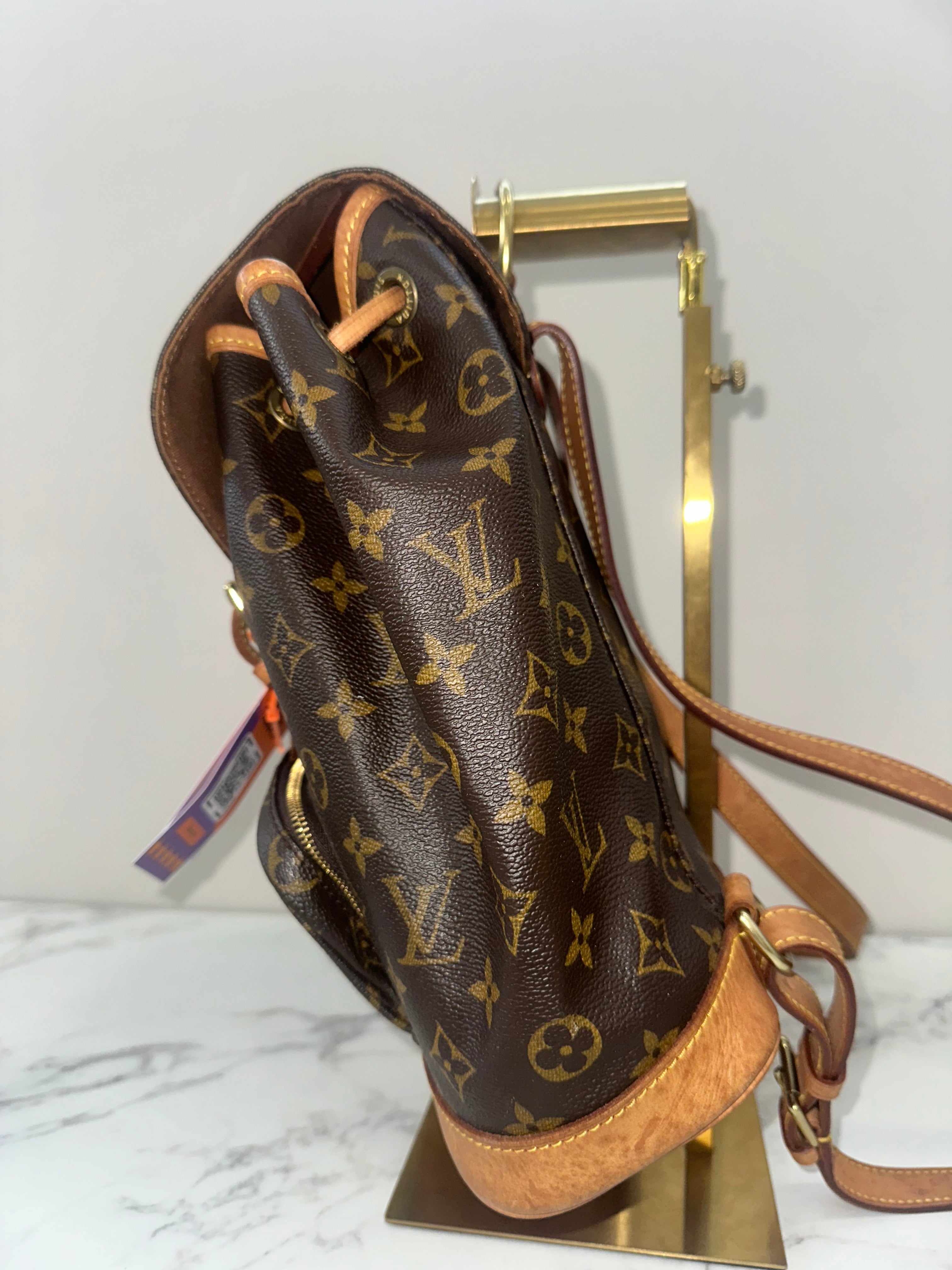 Louis Vuitton Montsouris mm
