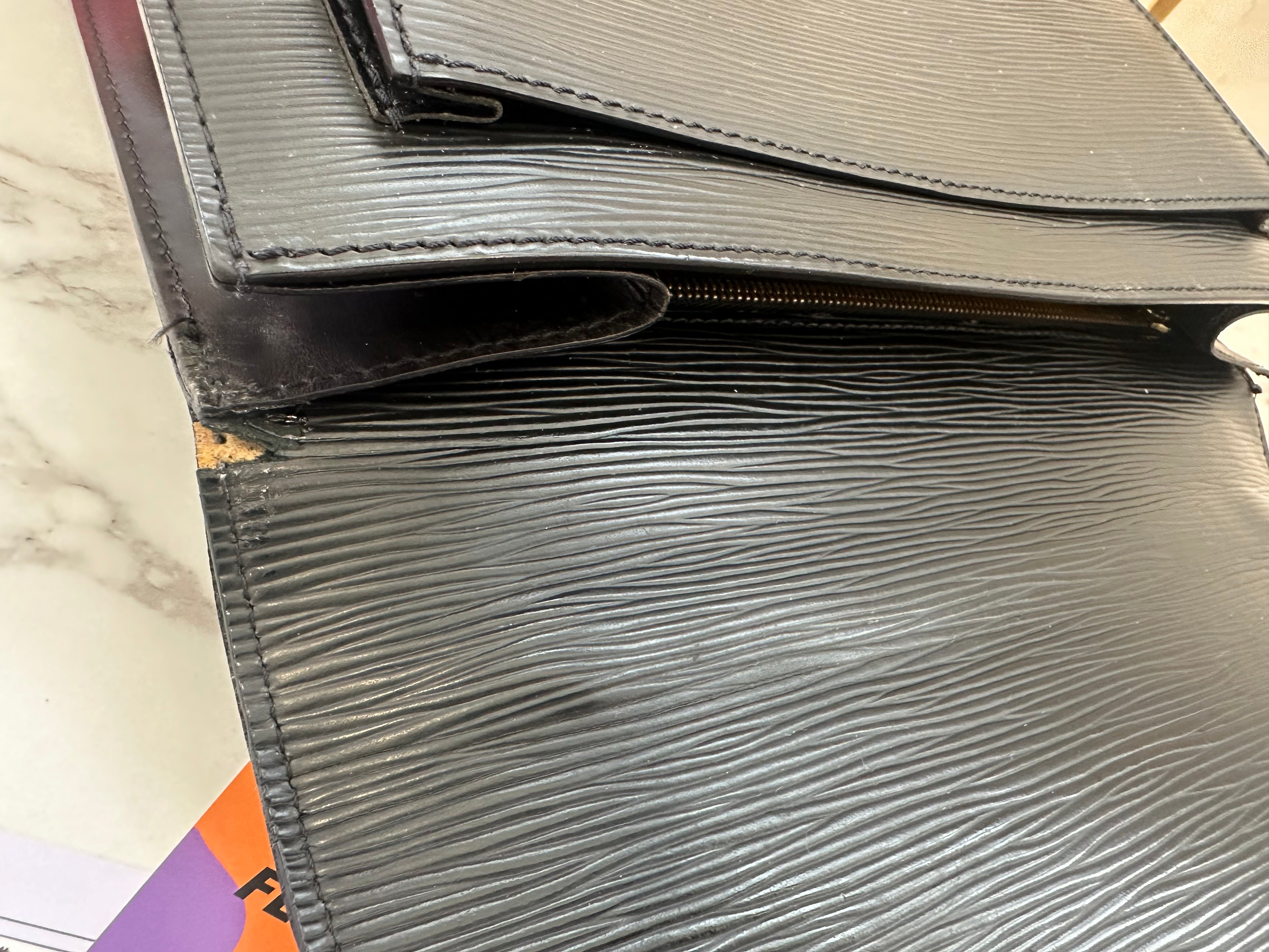 Louis Vuitton Epi Black Monceau 28