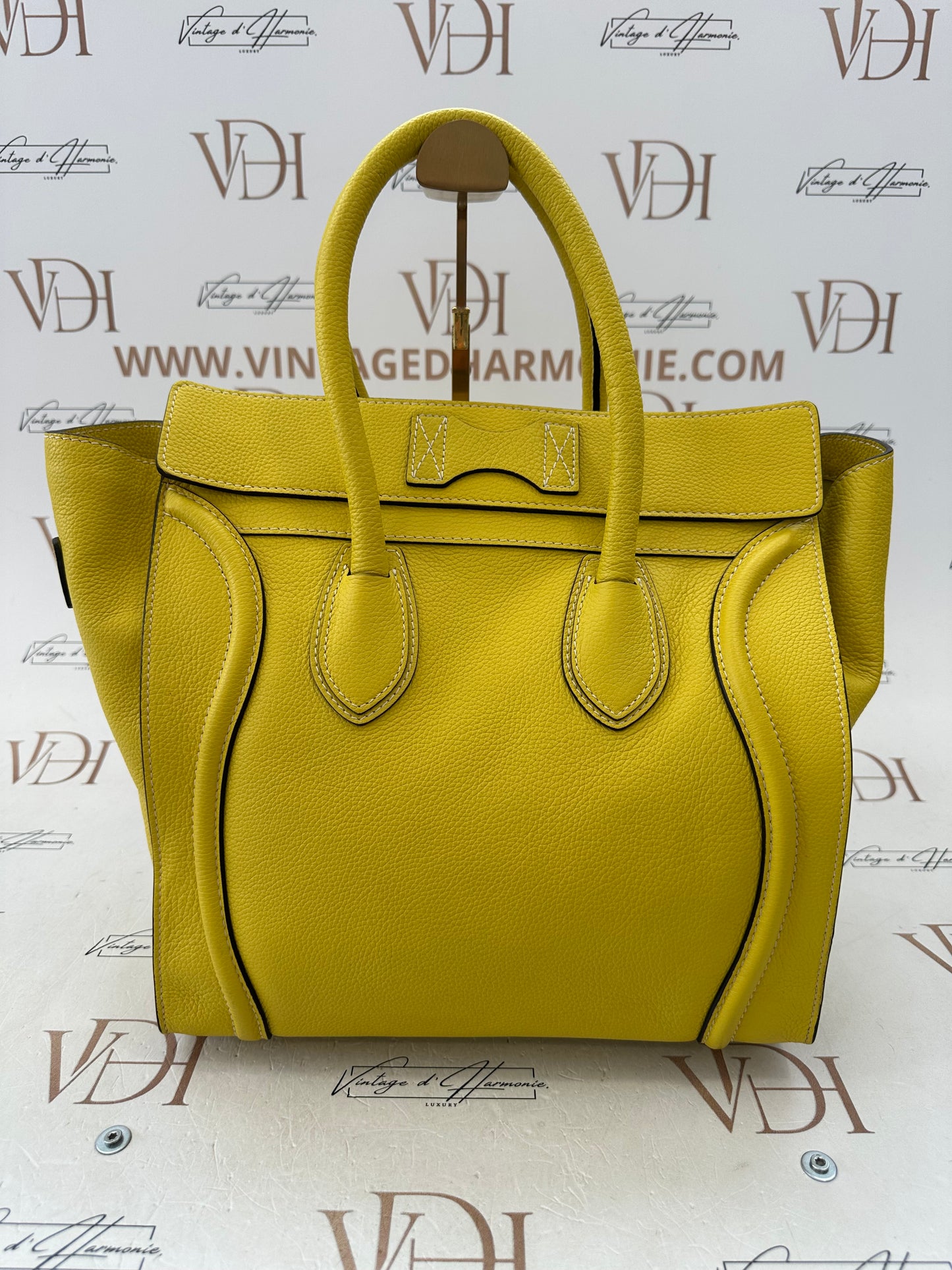 384126 - Céline Luggage