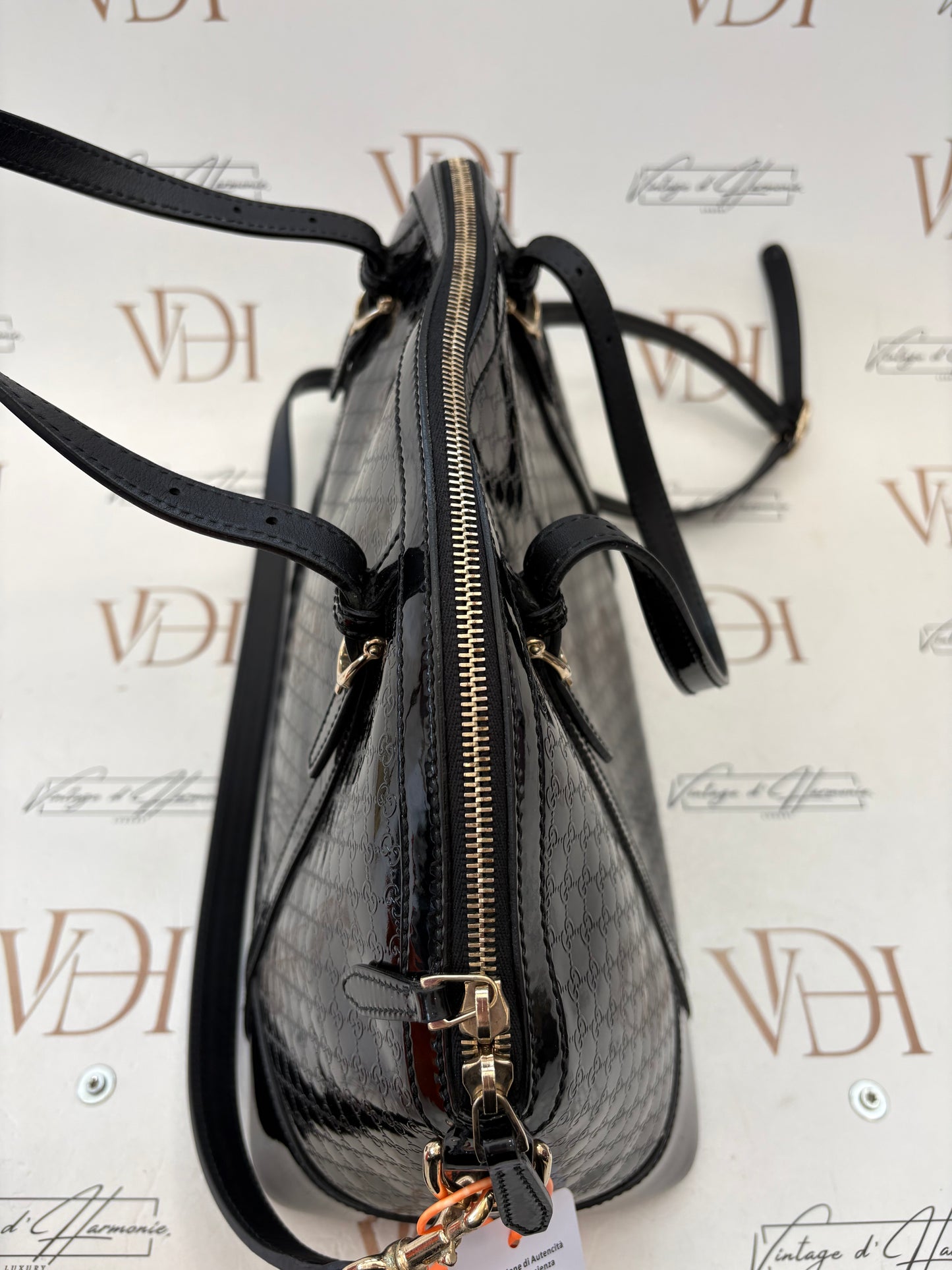 383210 - Gucci Black