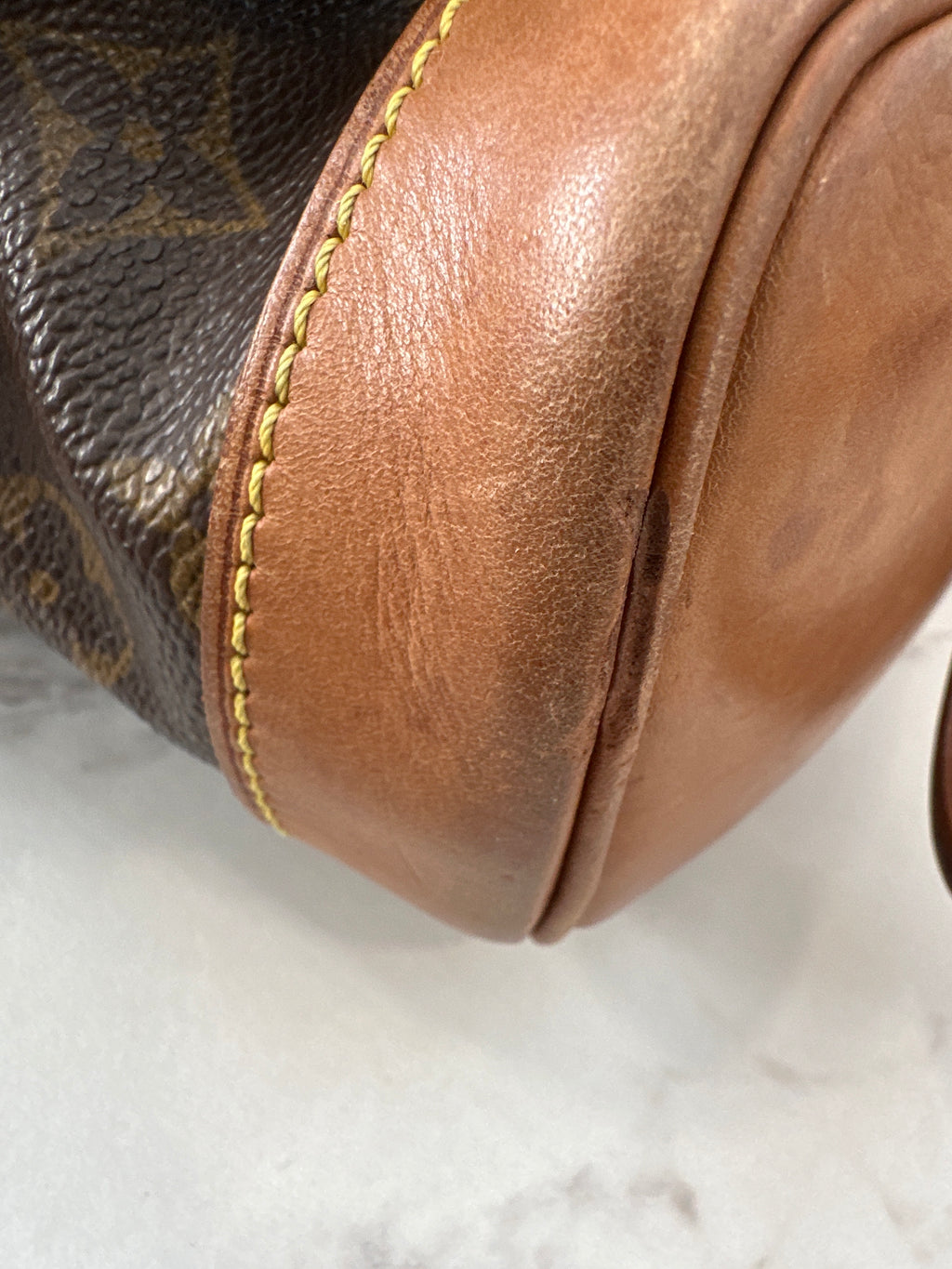 Louis Vuitton Montsouris MM