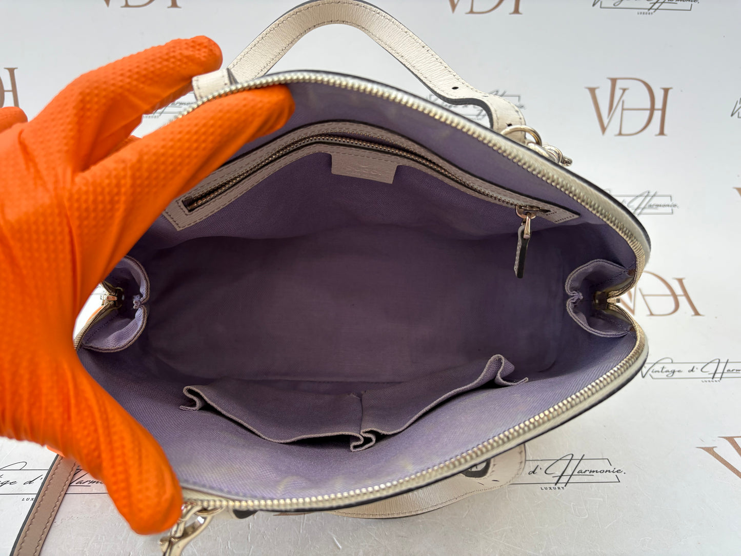 383549 - Gucci Full Moon