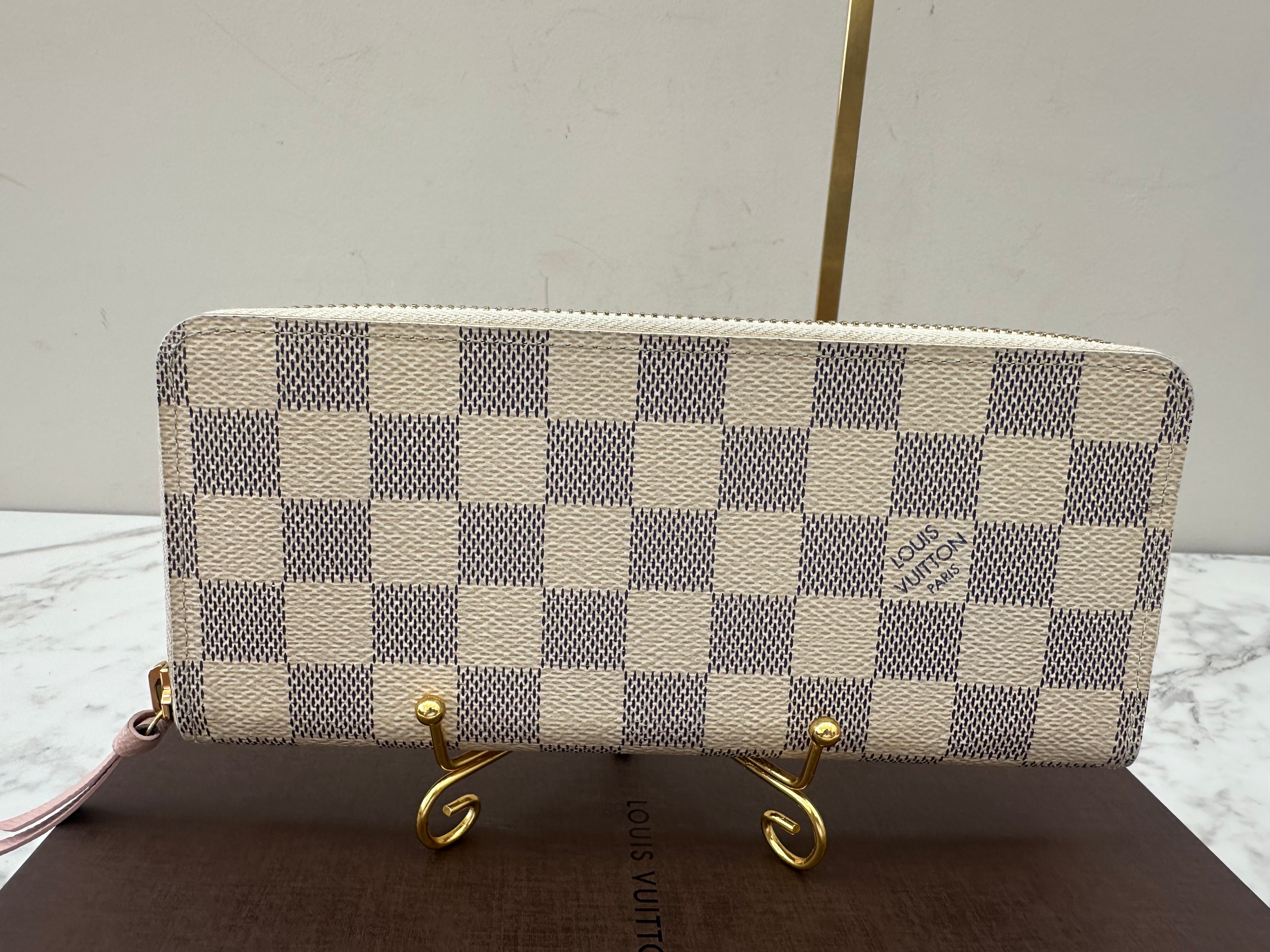 Louis Vuitton Azur Portefeuille Clemence Zippy Wallet