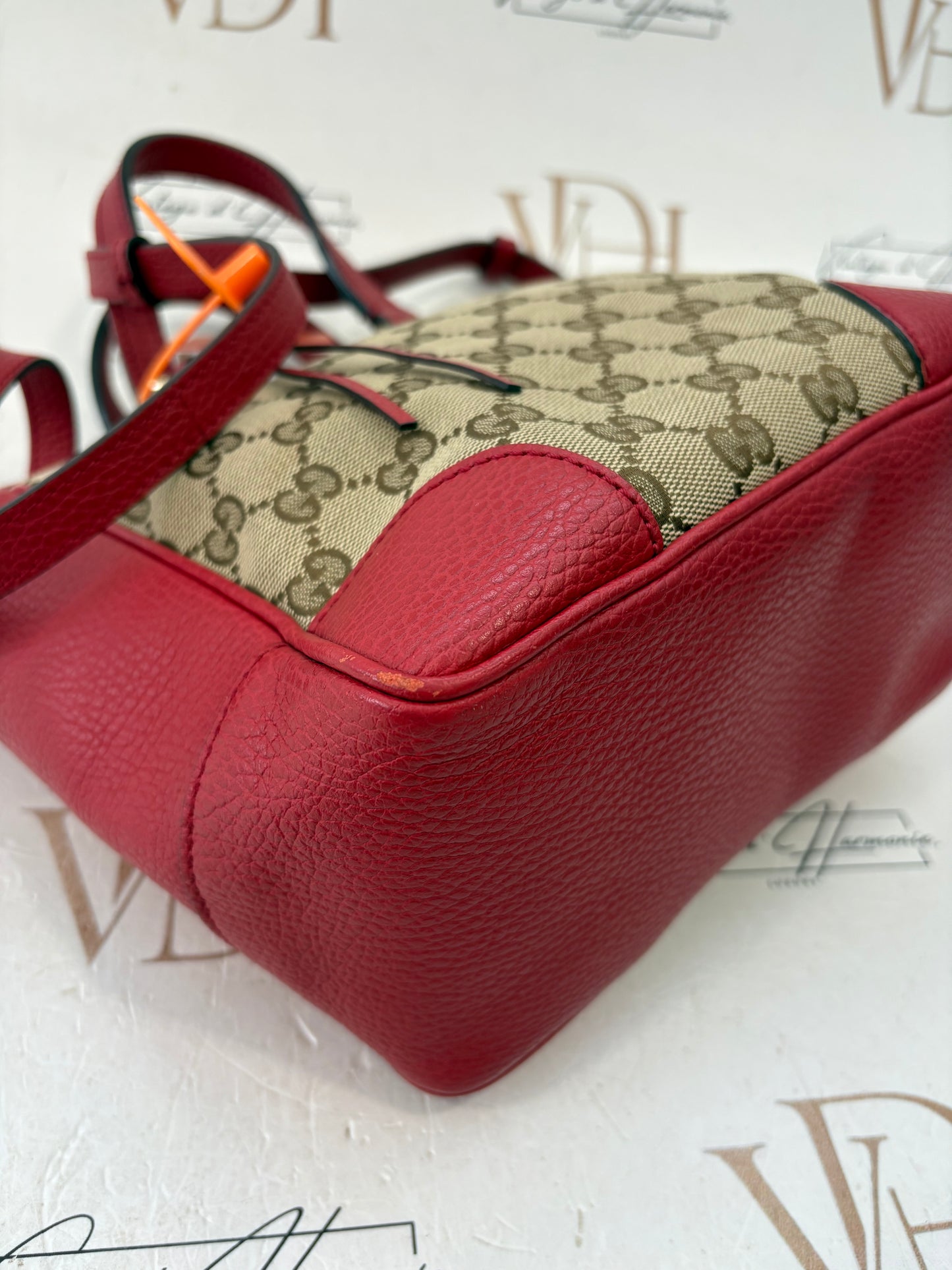 384273 - Gucci Bree