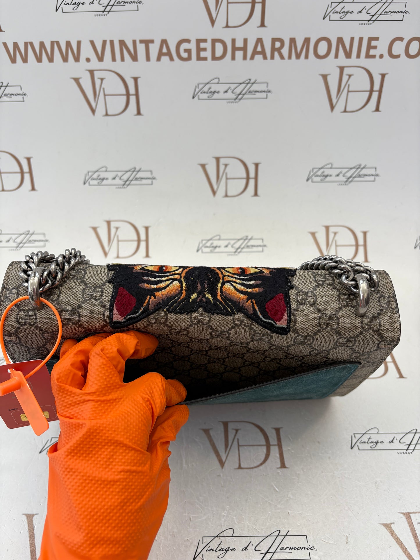 200770 - Gucci Dionysus