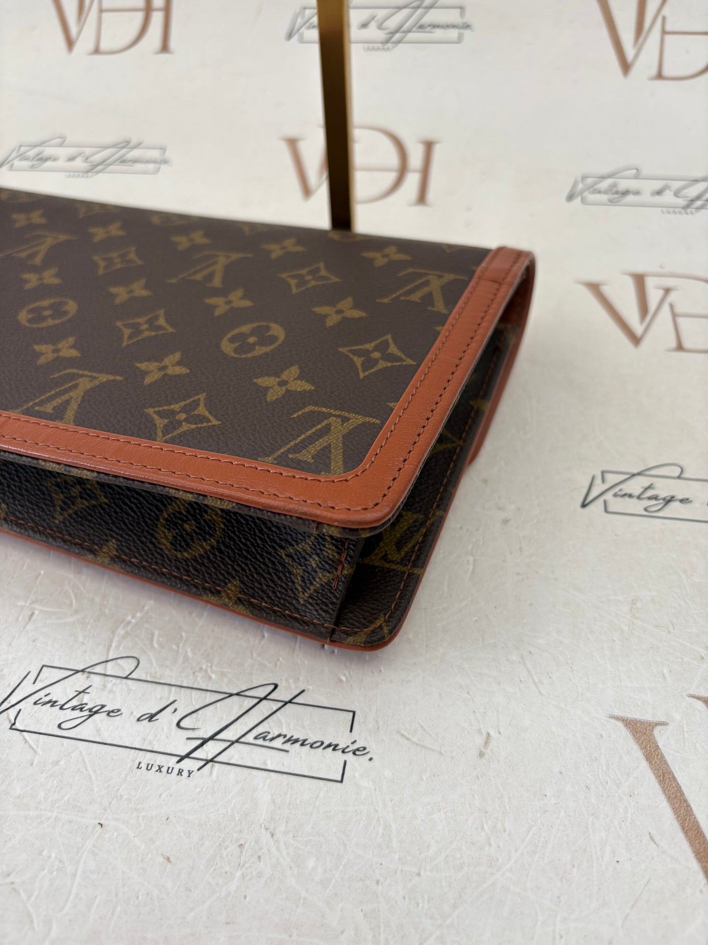 018204 - Louis Vuitton Pochette Dame GM