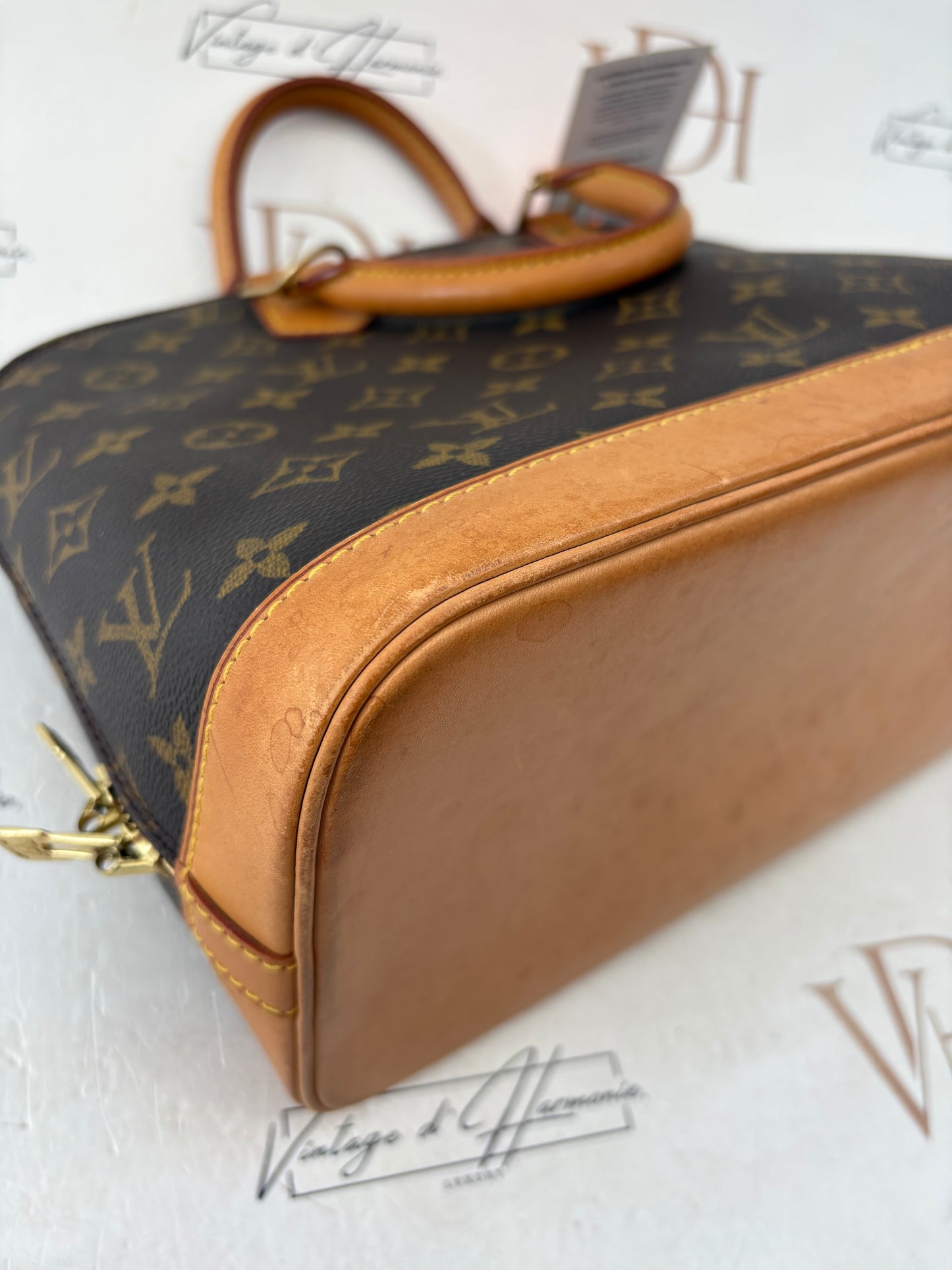 018850 - Louis Vuitton Alma