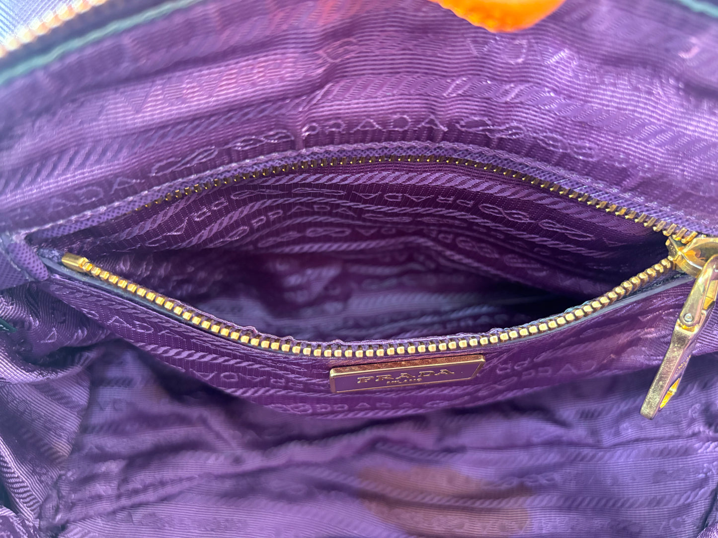 383868 - Prada Purple