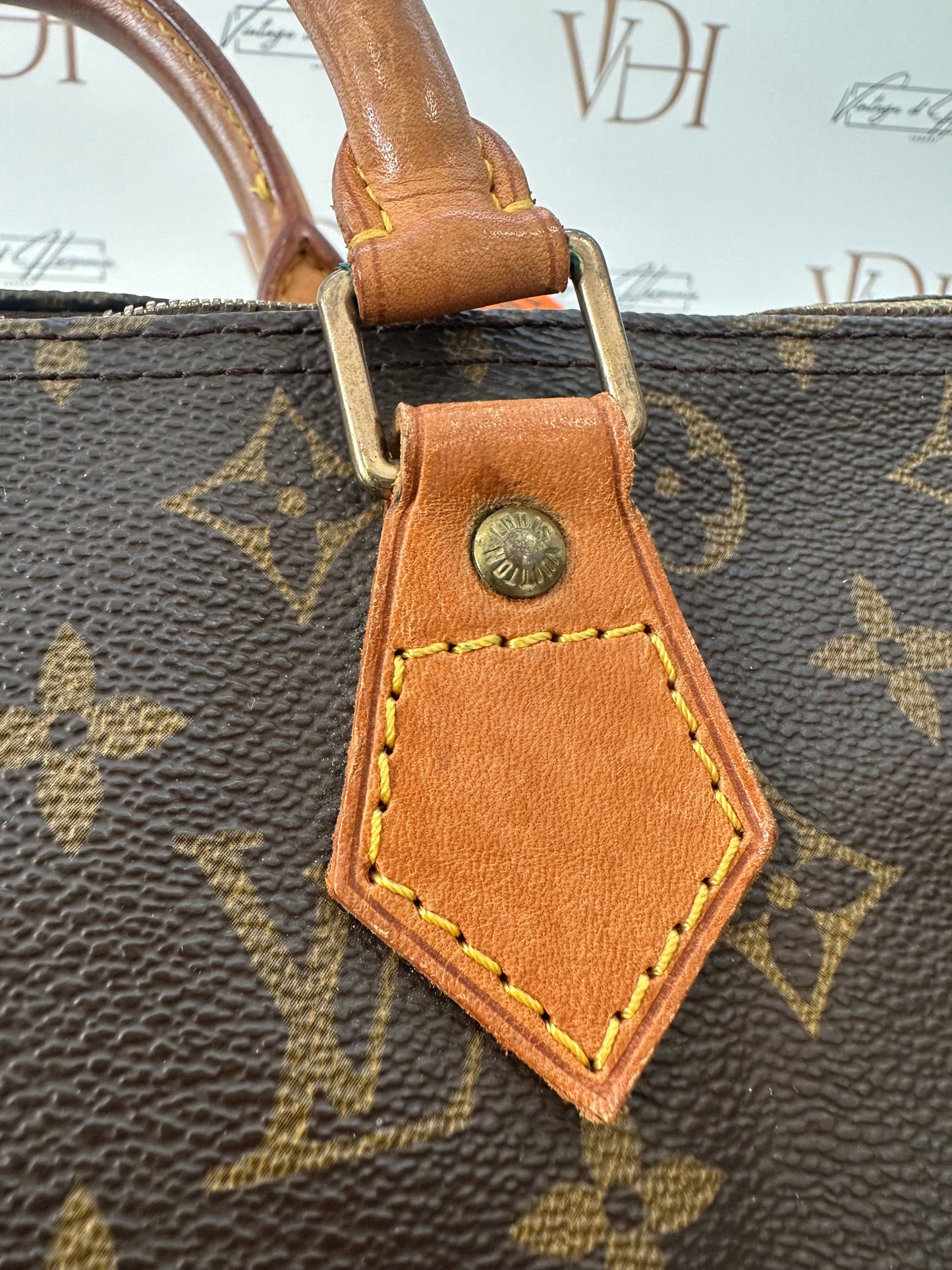 017847 - Louis Vuitton Speedy 30