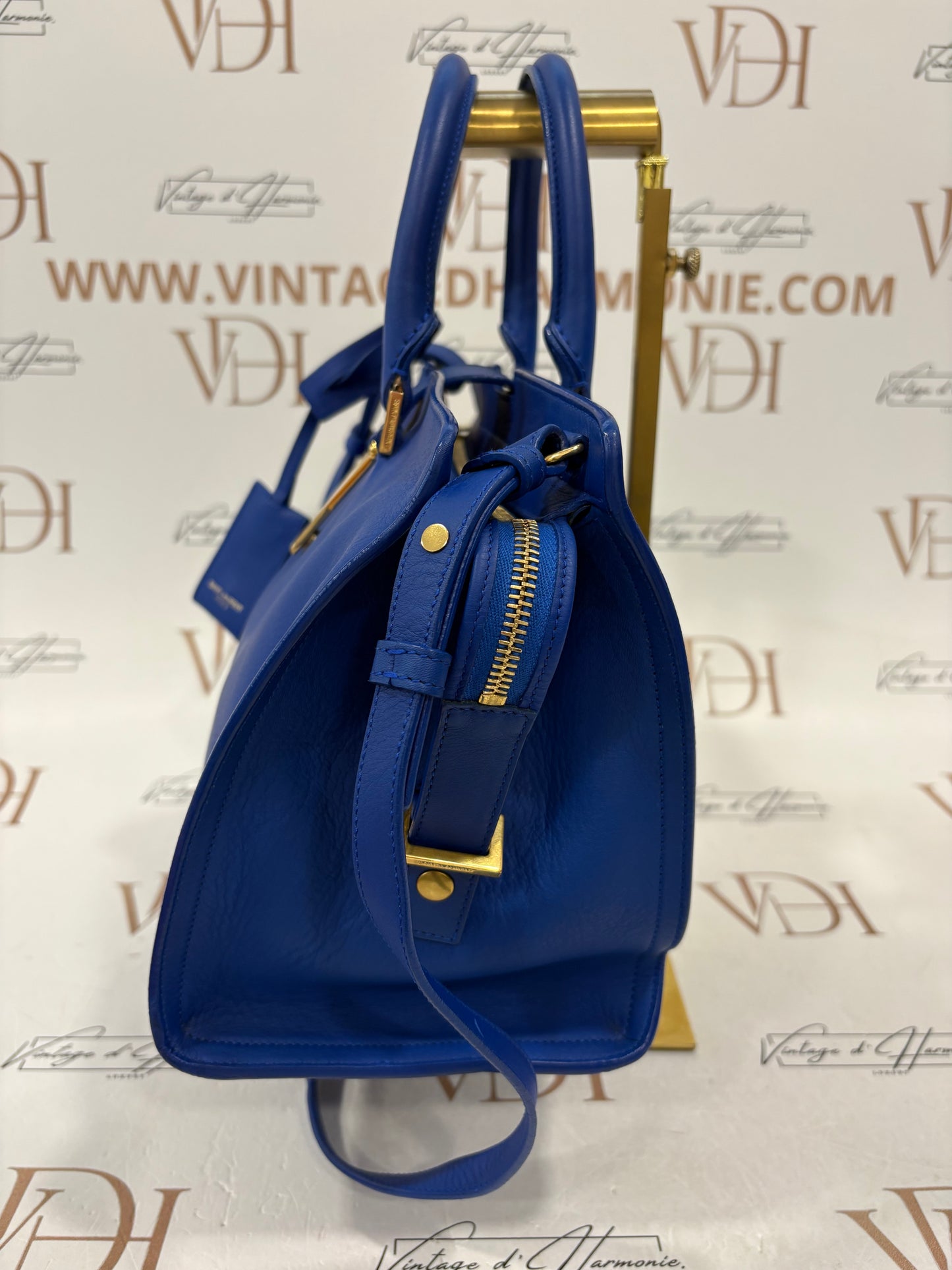 382982 - Saint Laurent Y Ligne