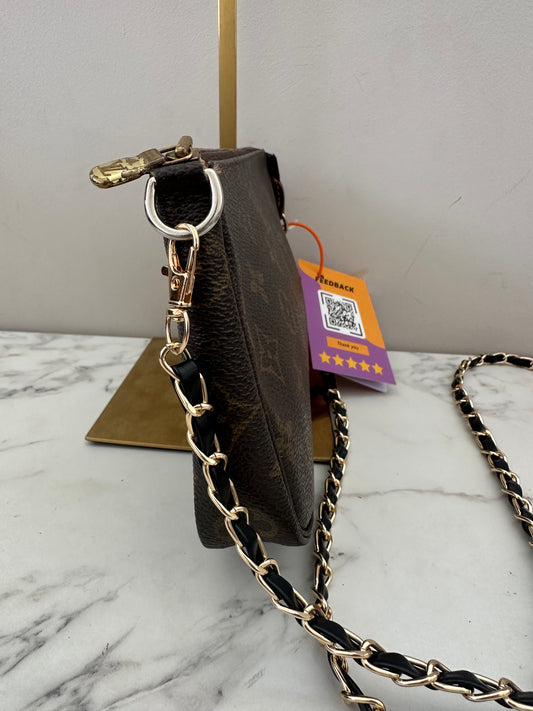 Louis Vuitton Pochette