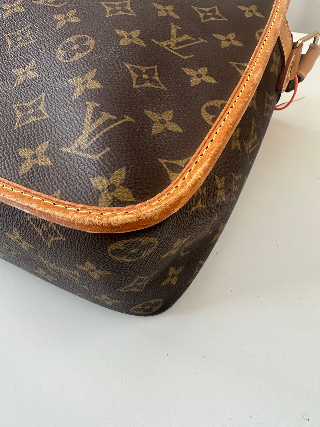 Louis Vuitton Messenger GM