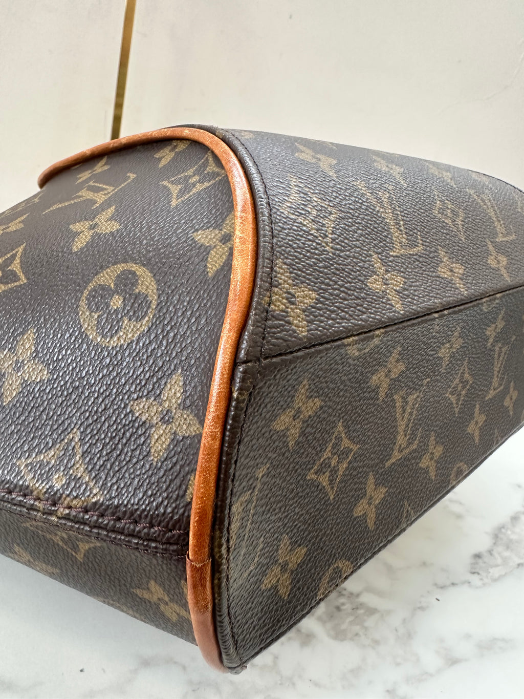 Louis Vuitton Ellipse MM