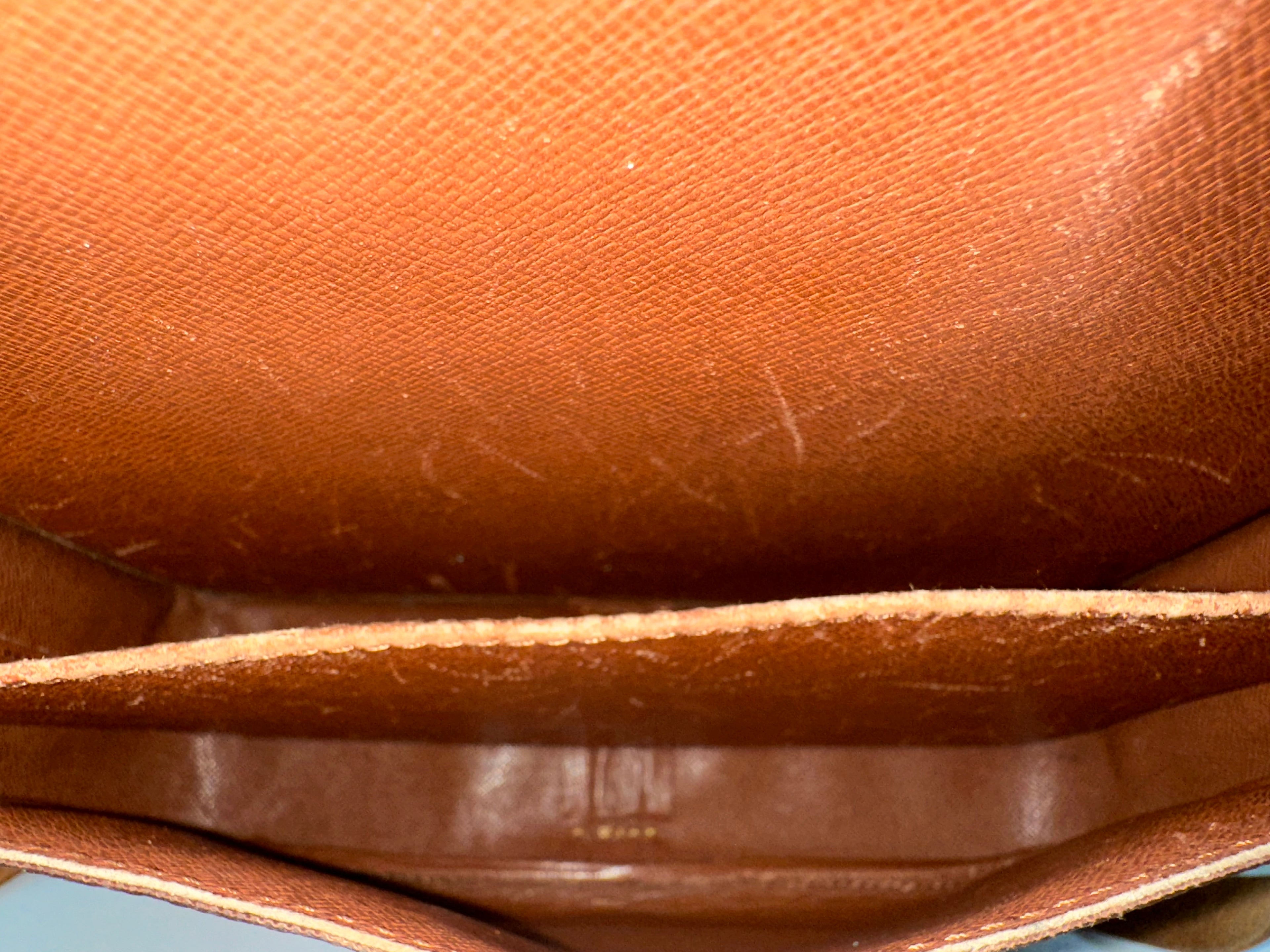 Louis Vuitton Cartouchiere GM