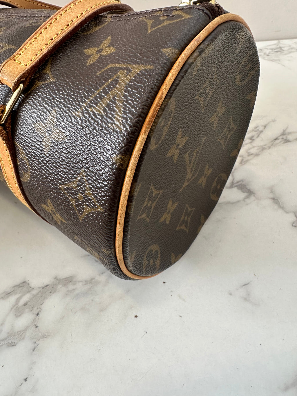 Louis Vuitton Papillon 26