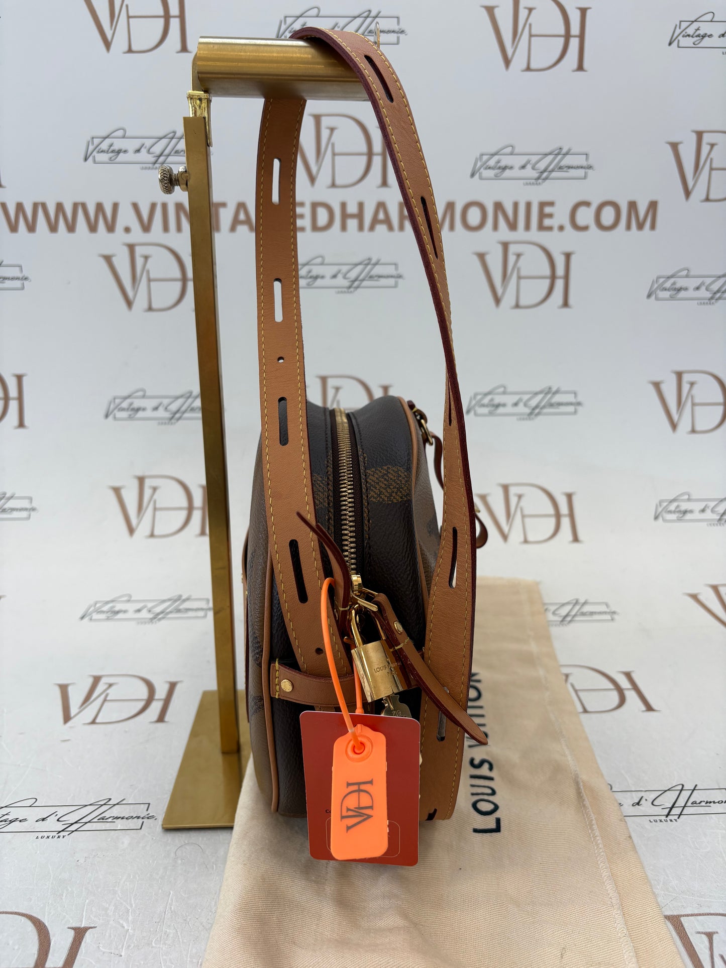 383589 - Louis Vuitton Boite Chapeau