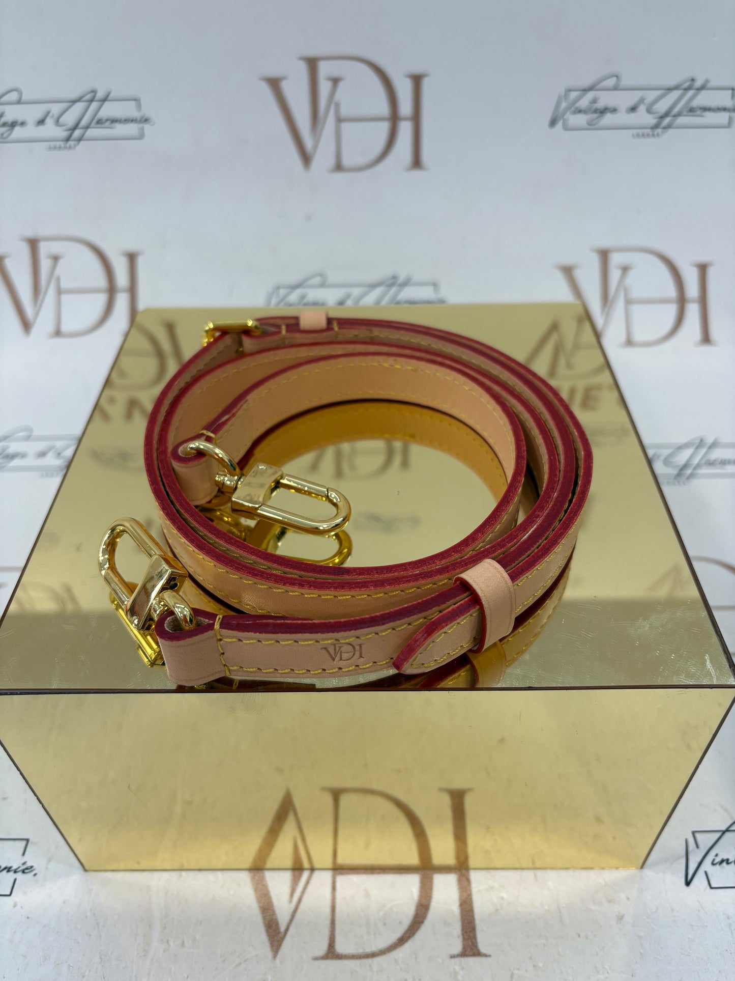 017015 - VDH - Tracolla in Vacchetta
