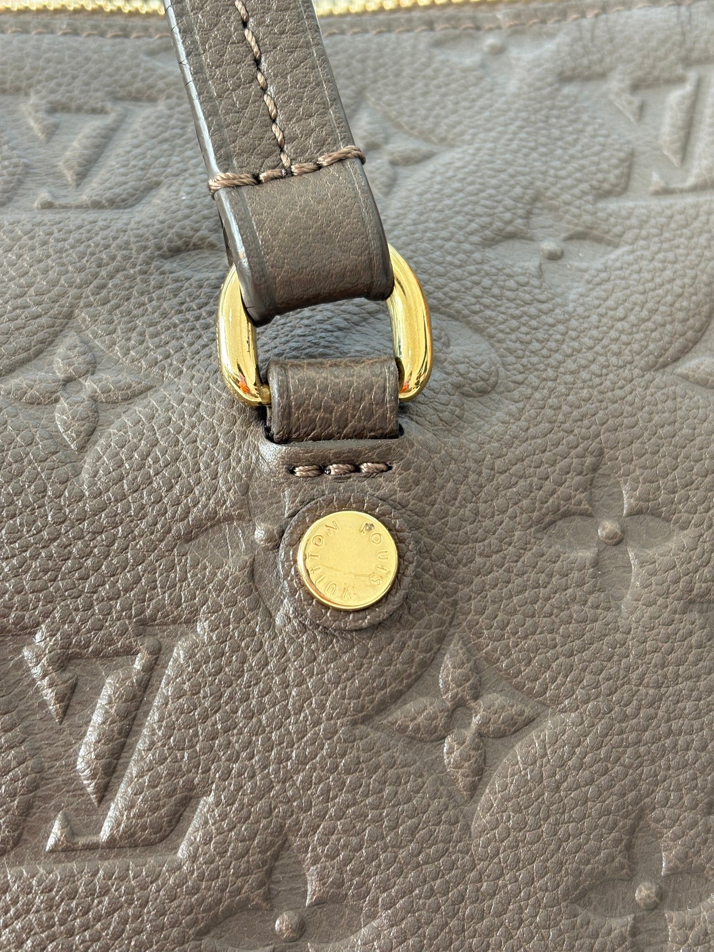 201772 - Louis Vuitton Lumineuse