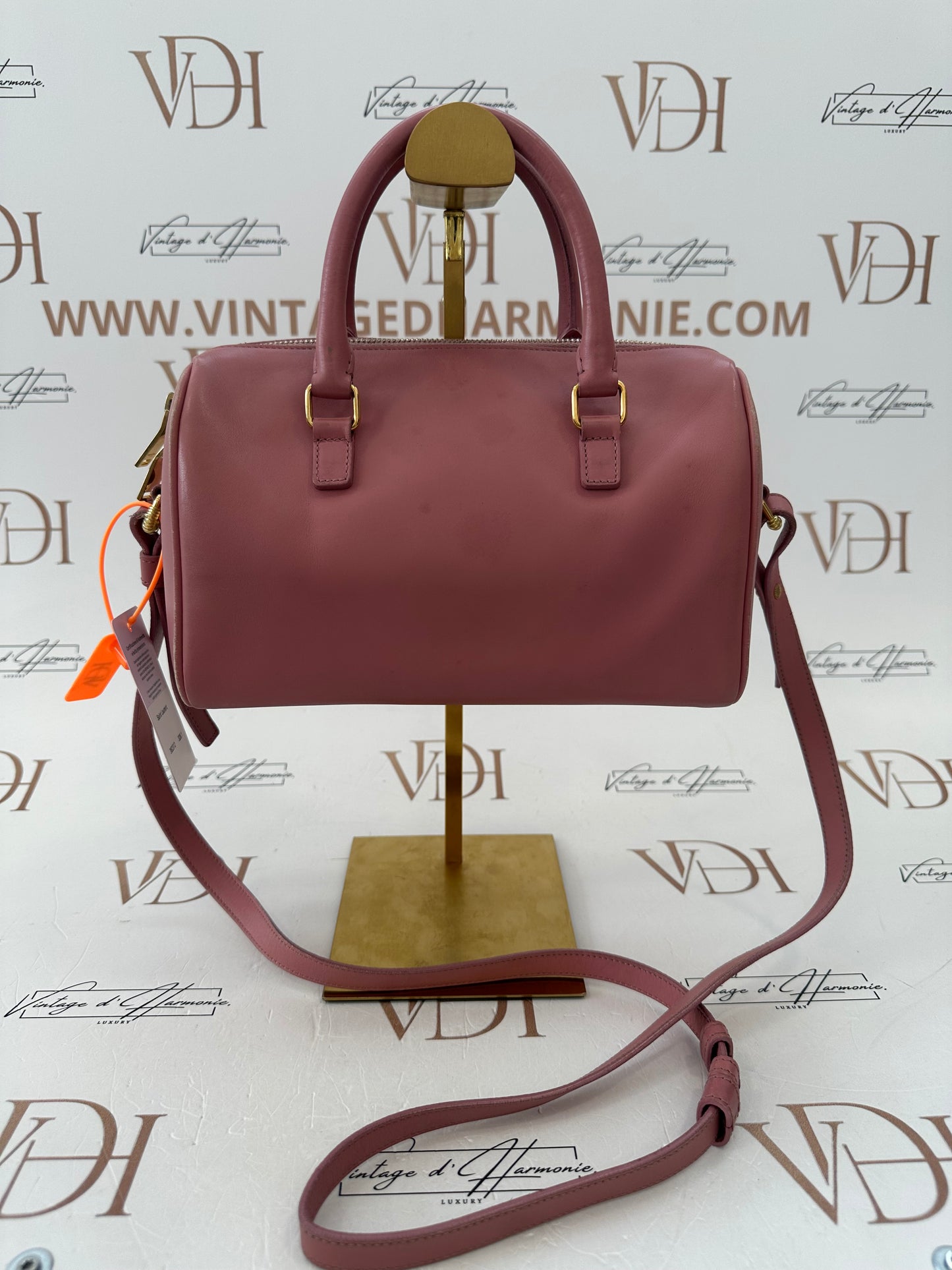 382312 - Saint Laurent