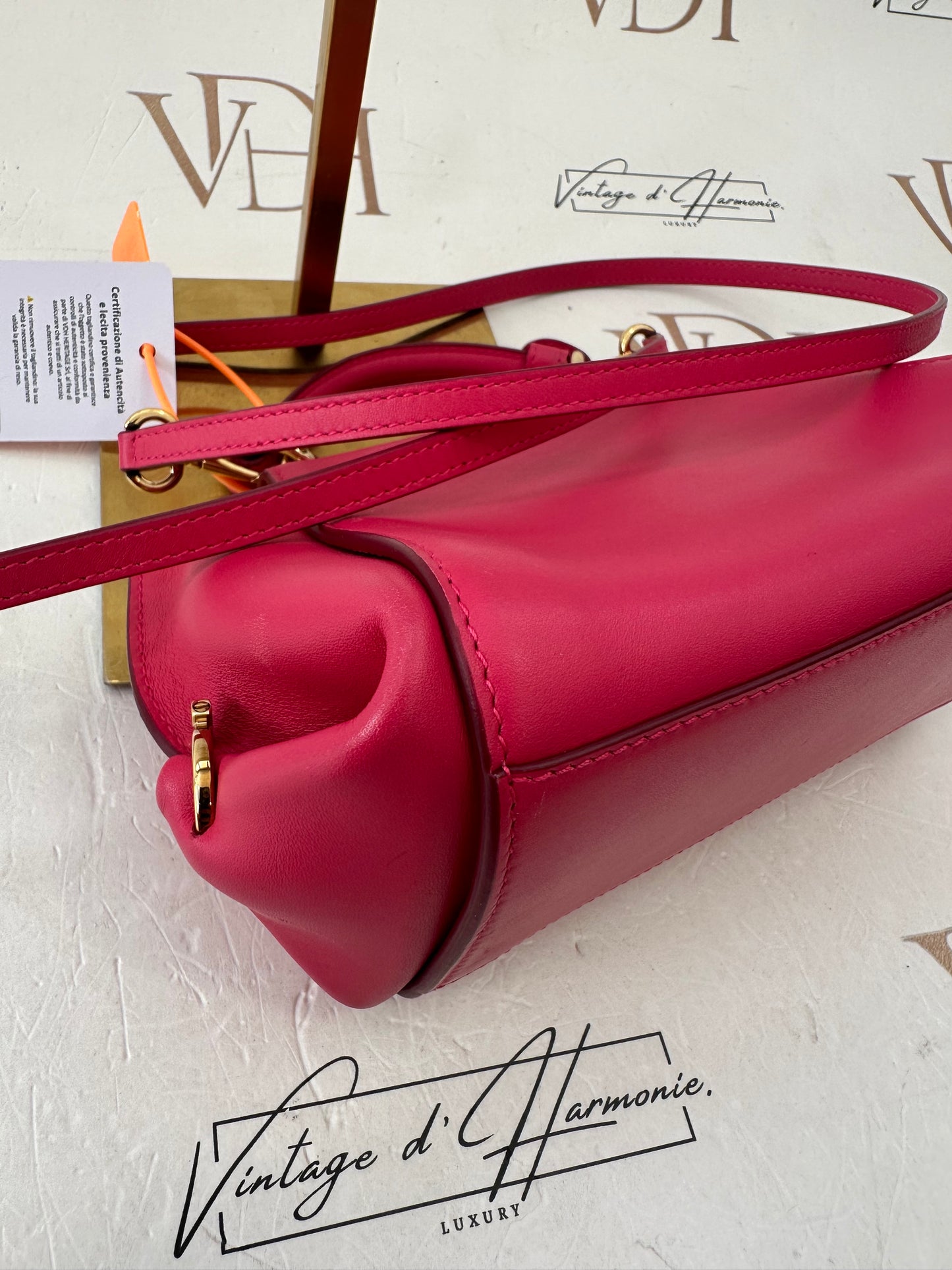 383004 - Salvatore Ferragamo Sofia
